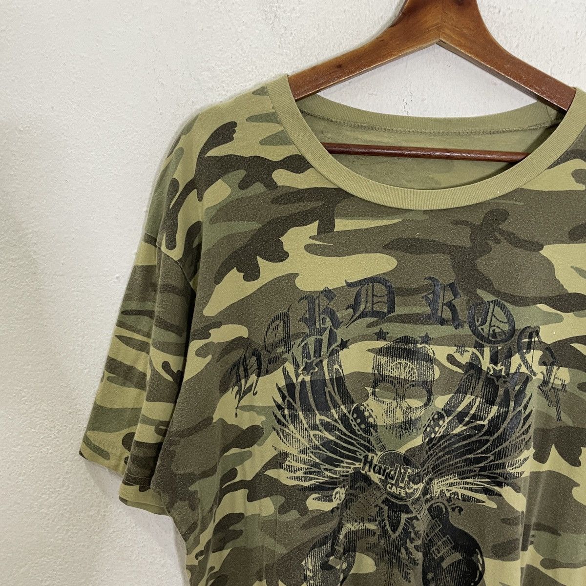 Hard Rock Cafe Vintage Hard Rock New York Skulls Camo Tee Size US L / EU 52-54 / 3 - 3 Thumbnail