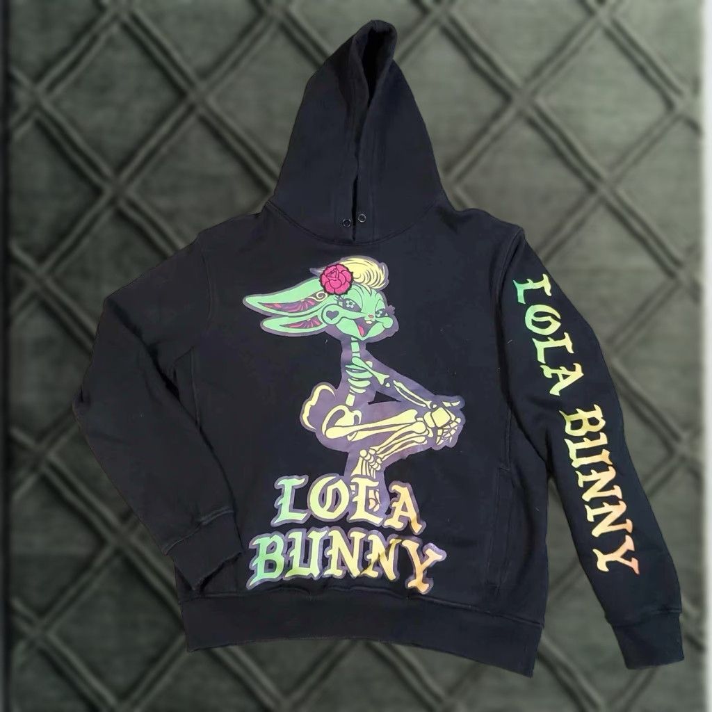 Vintage VINTAGE Looney Tunes Lola Bunny Skeleton Hoodie Women's M Black Pullover 90s Y2K Activewear Boys? Size M / US 6-8 / IT 42-44 - 1 Thumbnail