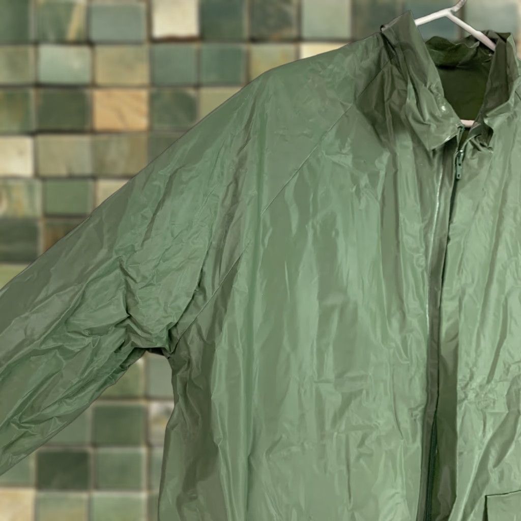 Rains VINTAGE Sportsmans Choice Jacket Mens M PVC Green Full Zip Windbreaker Raincoat Size US M / EU 48-50 / 2 - 1 Thumbnail