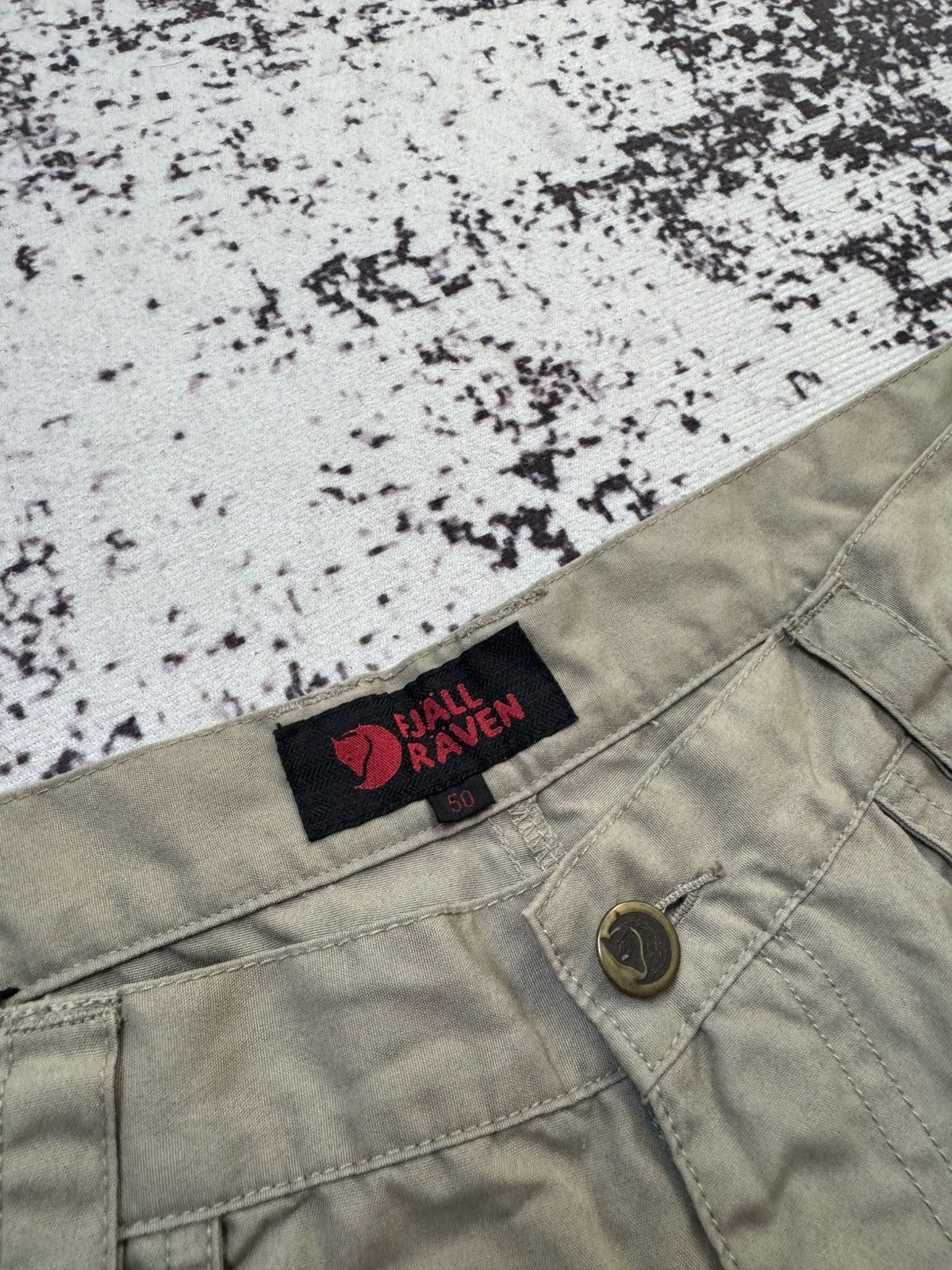 Fjallraven Fjallraven shorts Pants Vintage G1000 Trousers Beige 50 Size US 34 / EU 50 - 4 Thumbnail