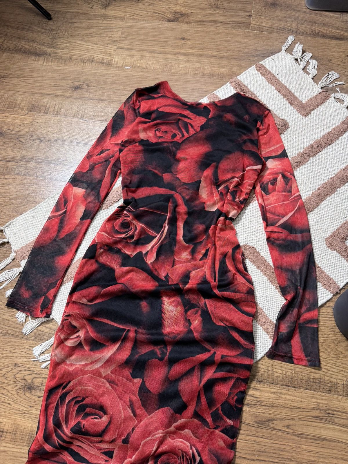 Vintage JEAN PAUL GAULTIER STYLE MESH OPEN BACK ROSES DRESS Size S / US 4 / IT 40 - 2 Thumbnail