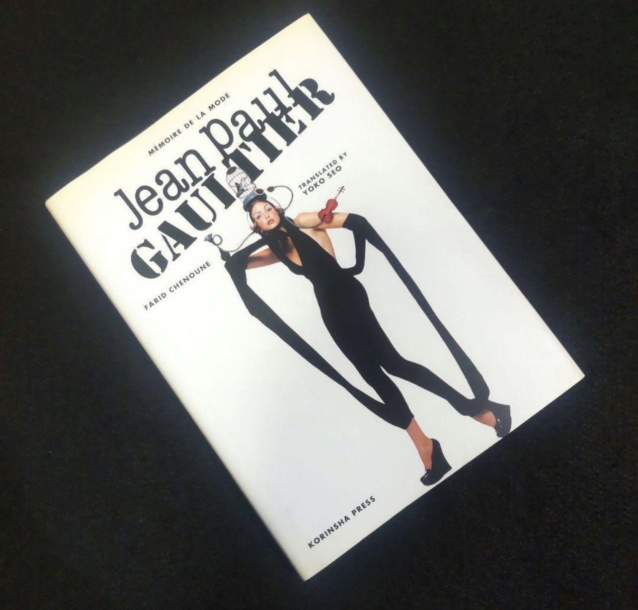 Jean Paul Gaultier Jean Paul Gaultier "Mémoire de la Mode" 🇯🇵 First Edition 1996 Size ONE SIZE - 1 Thumbnail