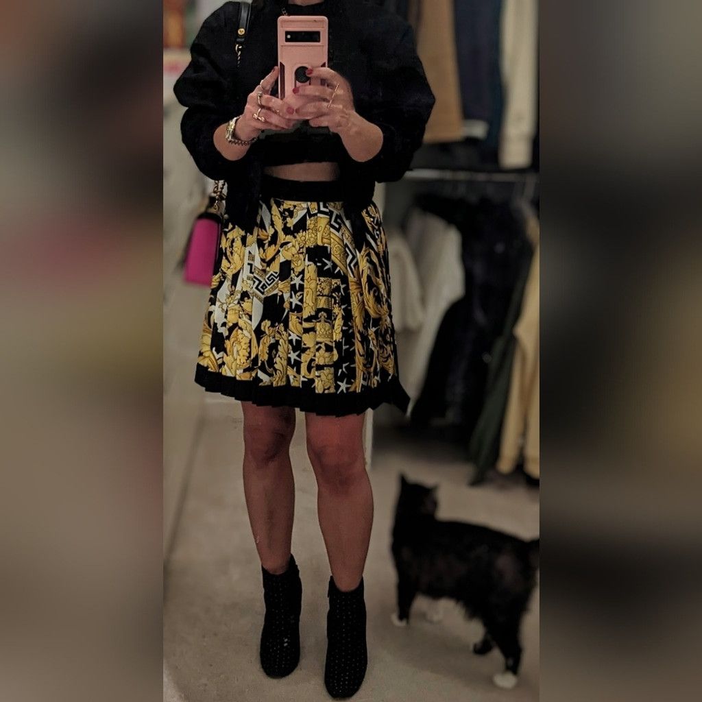 Versace Versace Iconic Baroque Print Pleated Silk Skirt Size 28" / US 6 / IT 42 - 4 Thumbnail