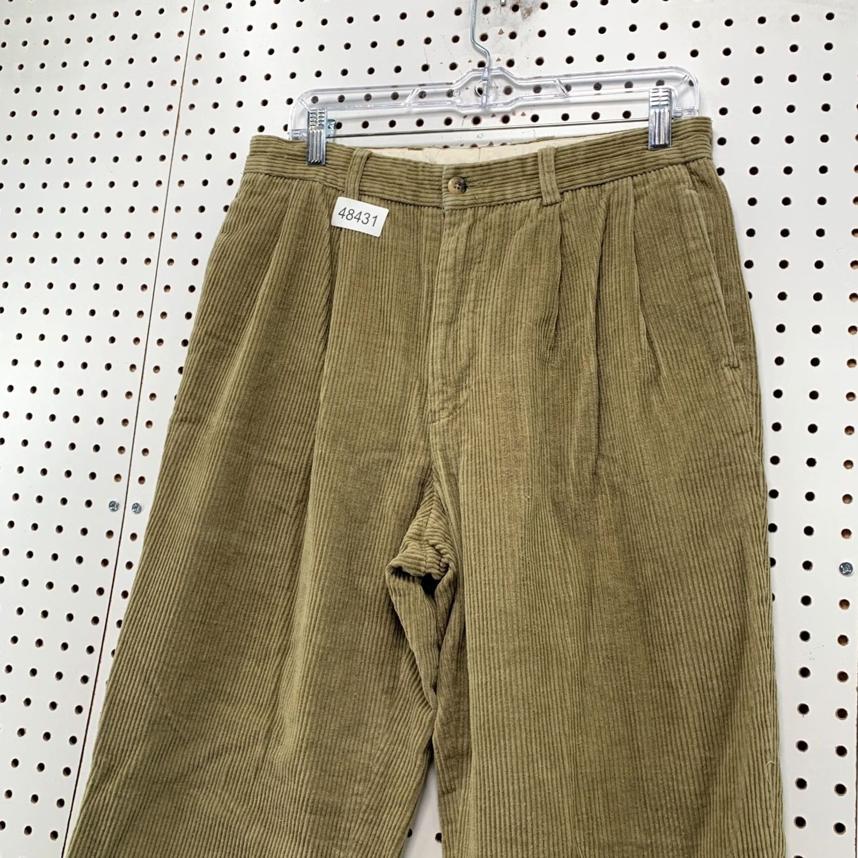 Nautica Nautica Corduroy Pants Khaki Tan 32x34 Straight Leg Cotton Vintage? No. Size US 32 / EU 48 - 4 Thumbnail