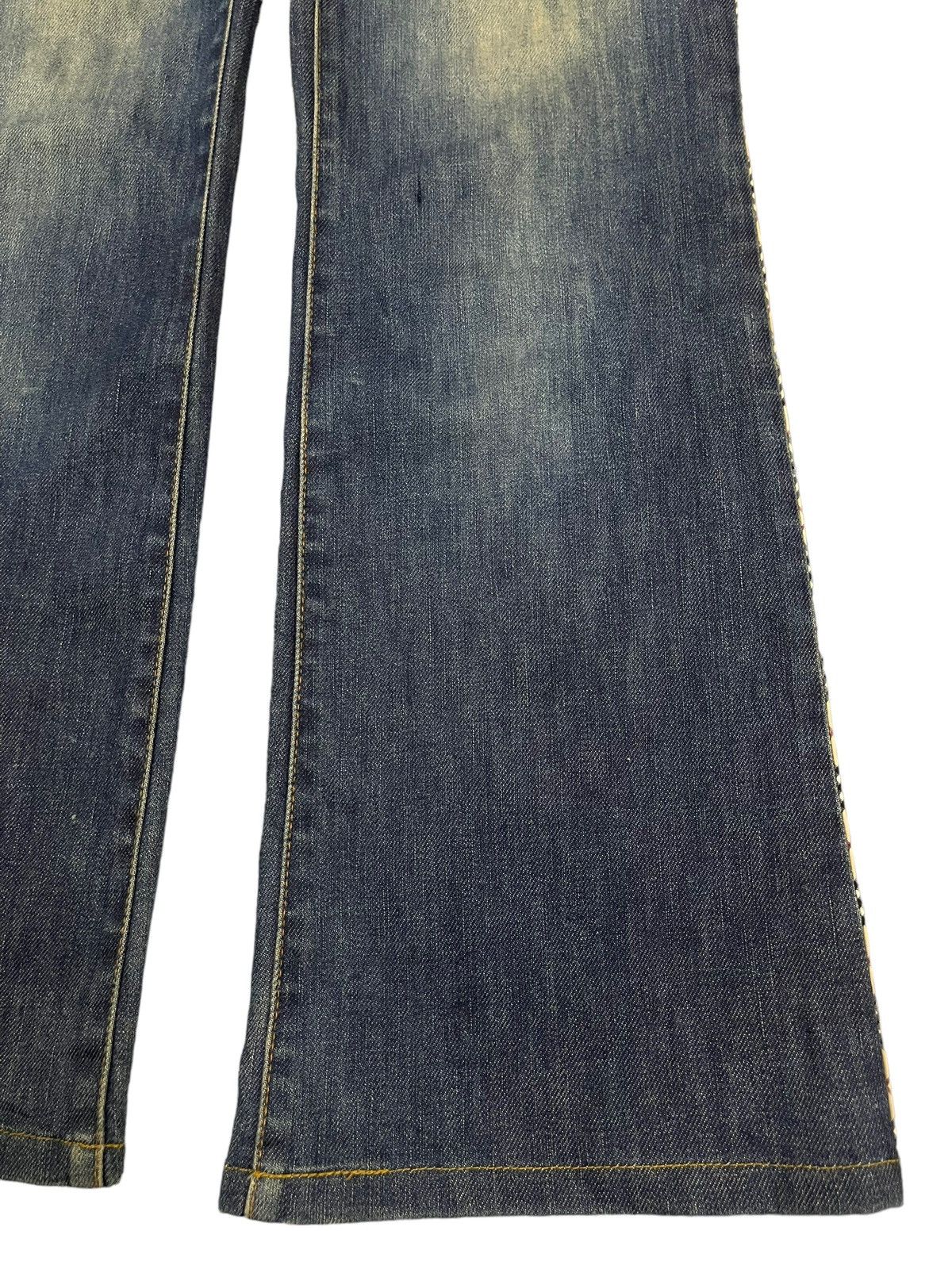 Burberry Vintage Burberry Blue Wash Style Checked Line Flare Jeans Size US 29 - 6 Thumbnail