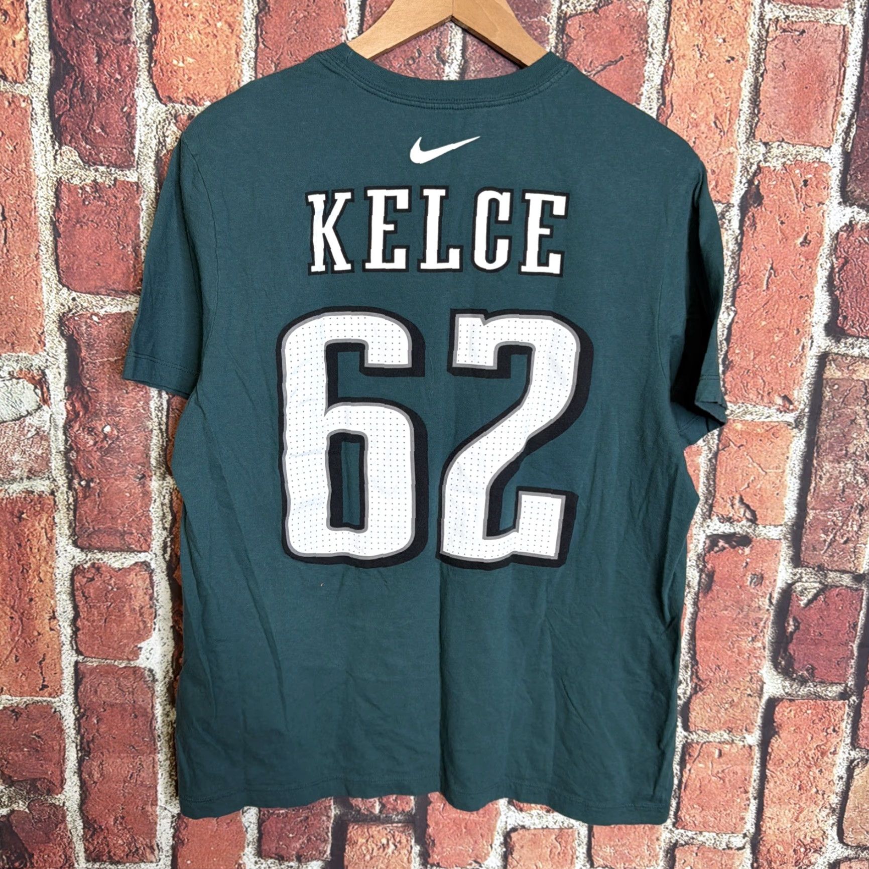 Nike Nike Mens T Shirt Large Jason Kelce Philadelphia Eagles Green Cotton Crew Neck Short Sleeve Mens Regular Fit Vintage: No Size US L / EU 52-54 / 3 - 3 Thumbnail