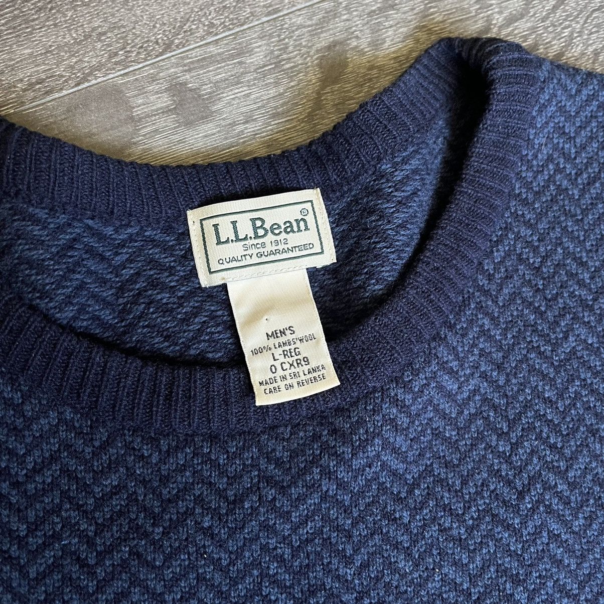 L.L. Bean L.L. Bean Lambswool Herringbone Blue Navy Crewneck Sweater Size US L / EU 52-54 / 3 - 4 Thumbnail