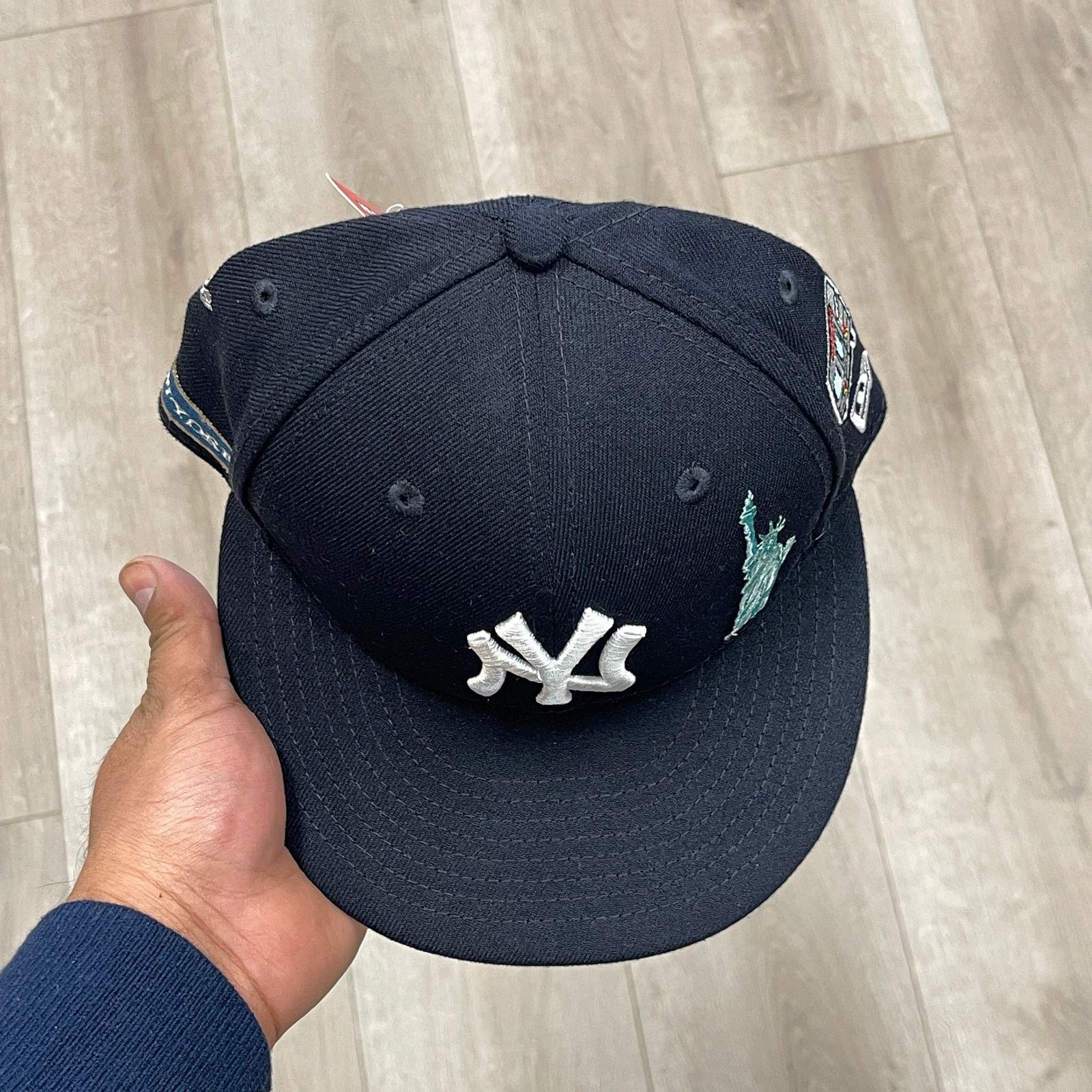 New Era New Era 59Fifty New York Yankees City Transit hat size 7 1/4 Size ONE SIZE - 6 Thumbnail