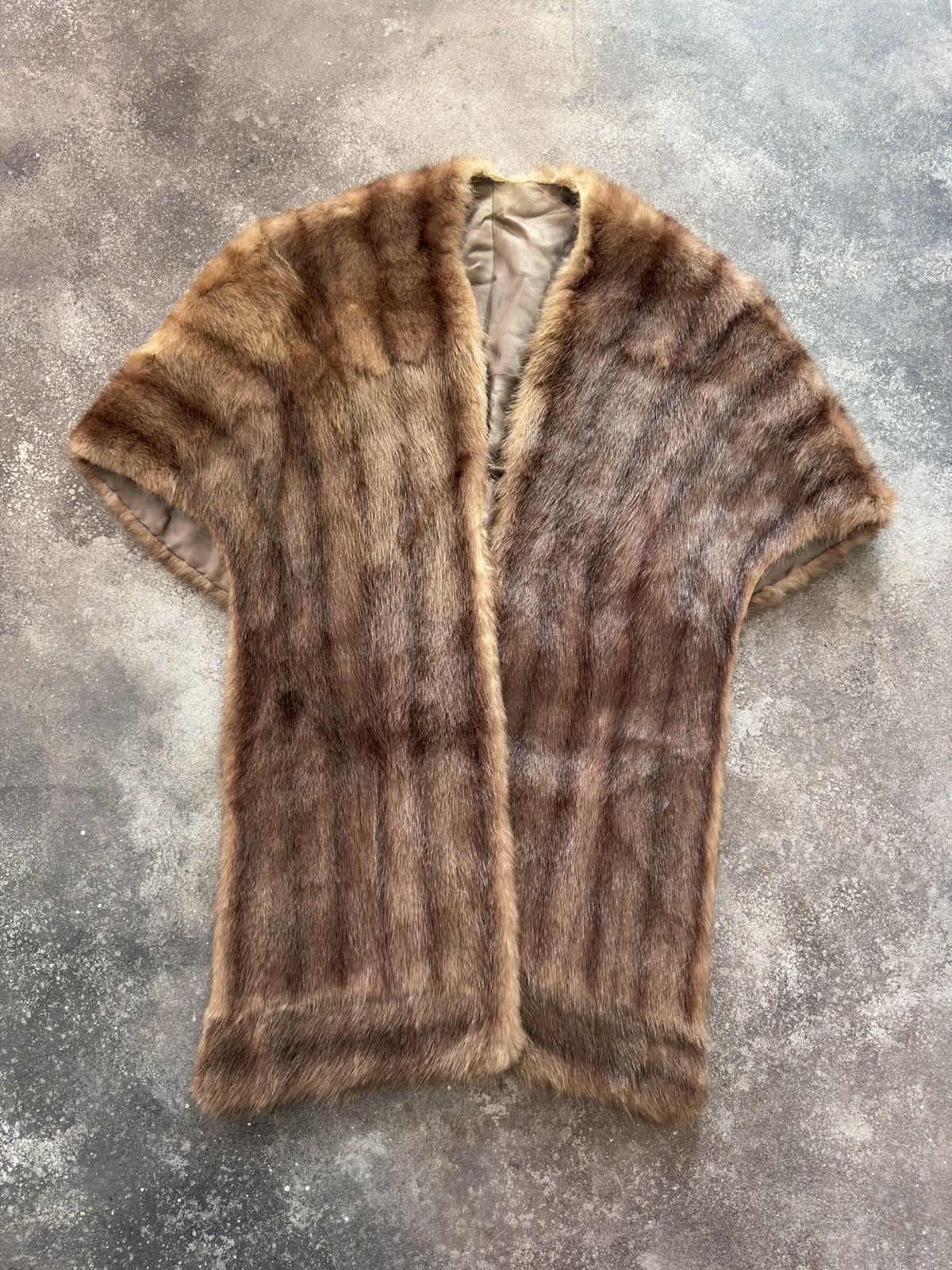 Vintage Amazing Vintage Fur Pocho Cape Size M / US 6-8 / IT 42-44 - 1 Thumbnail