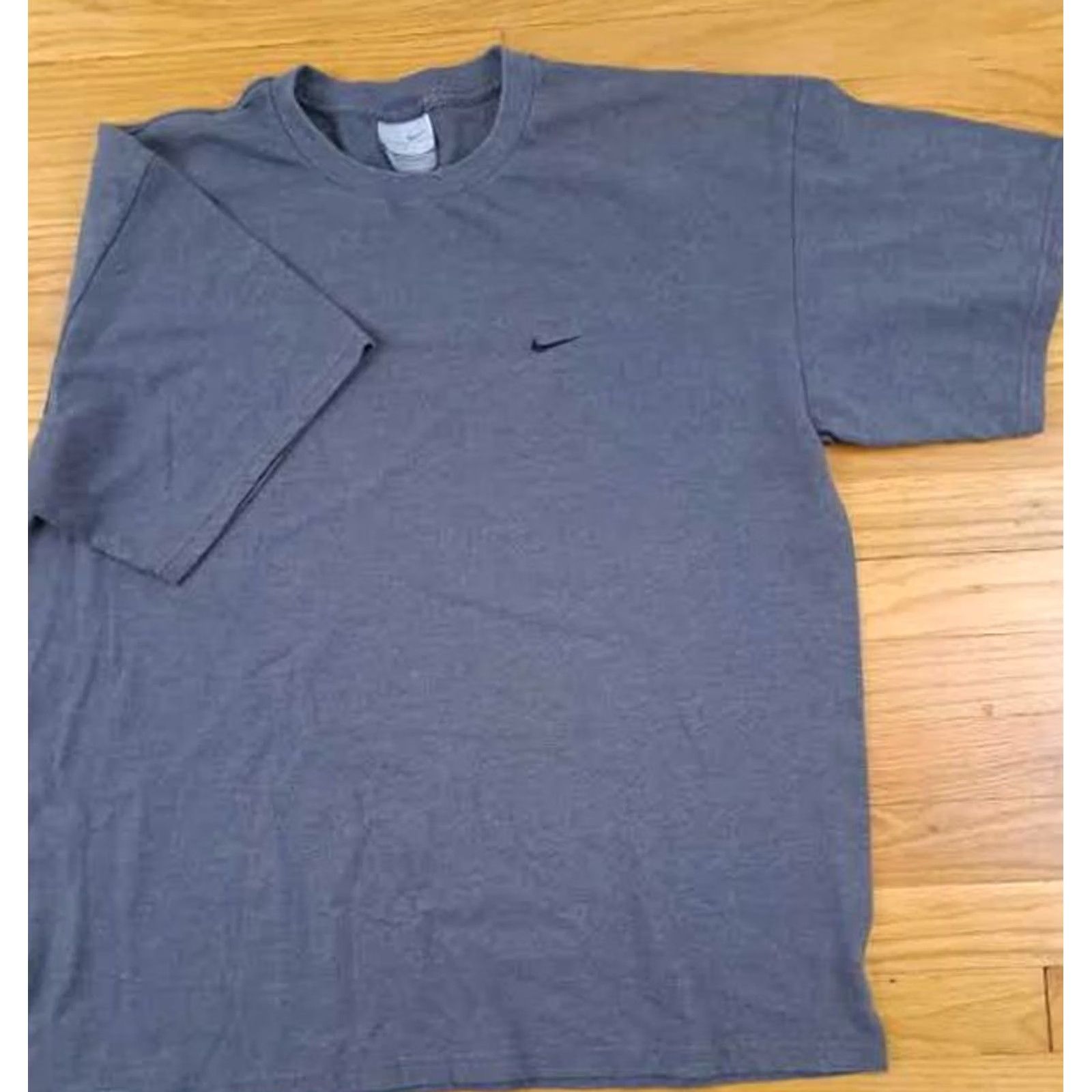 Nike VINTAGE Nike T-Shirt Grey L Mens 90s 1990s Short Sleeve Solid Shirt, Regular Fit, 27in Long, Pit to Pit 23in Size US L / EU 52-54 / 3 - 2 Thumbnail