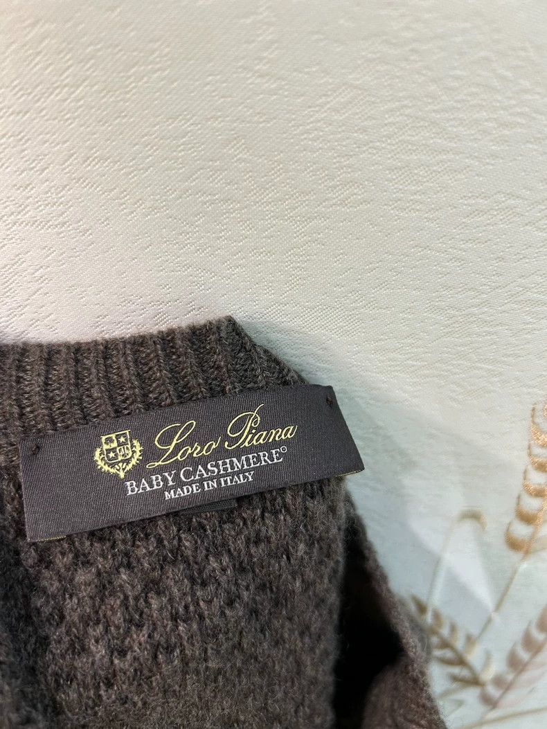 Loro Piana LORO PIANA A small goat cashmere dress Size M / US 6-8 / IT 42-44 - 8 Thumbnail