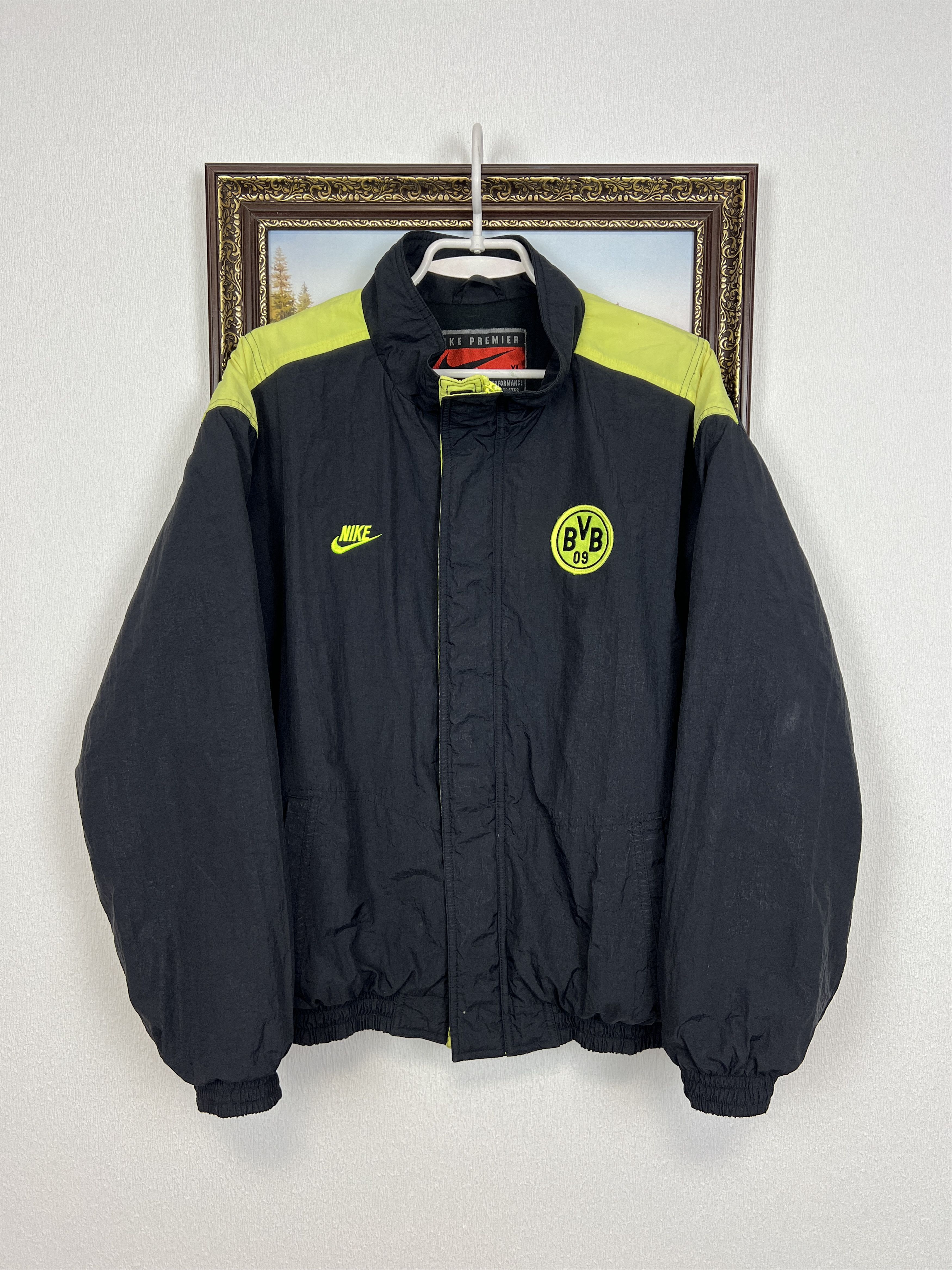 Vintage Nike Borussia Dortmund Football Jacket Soccer Track