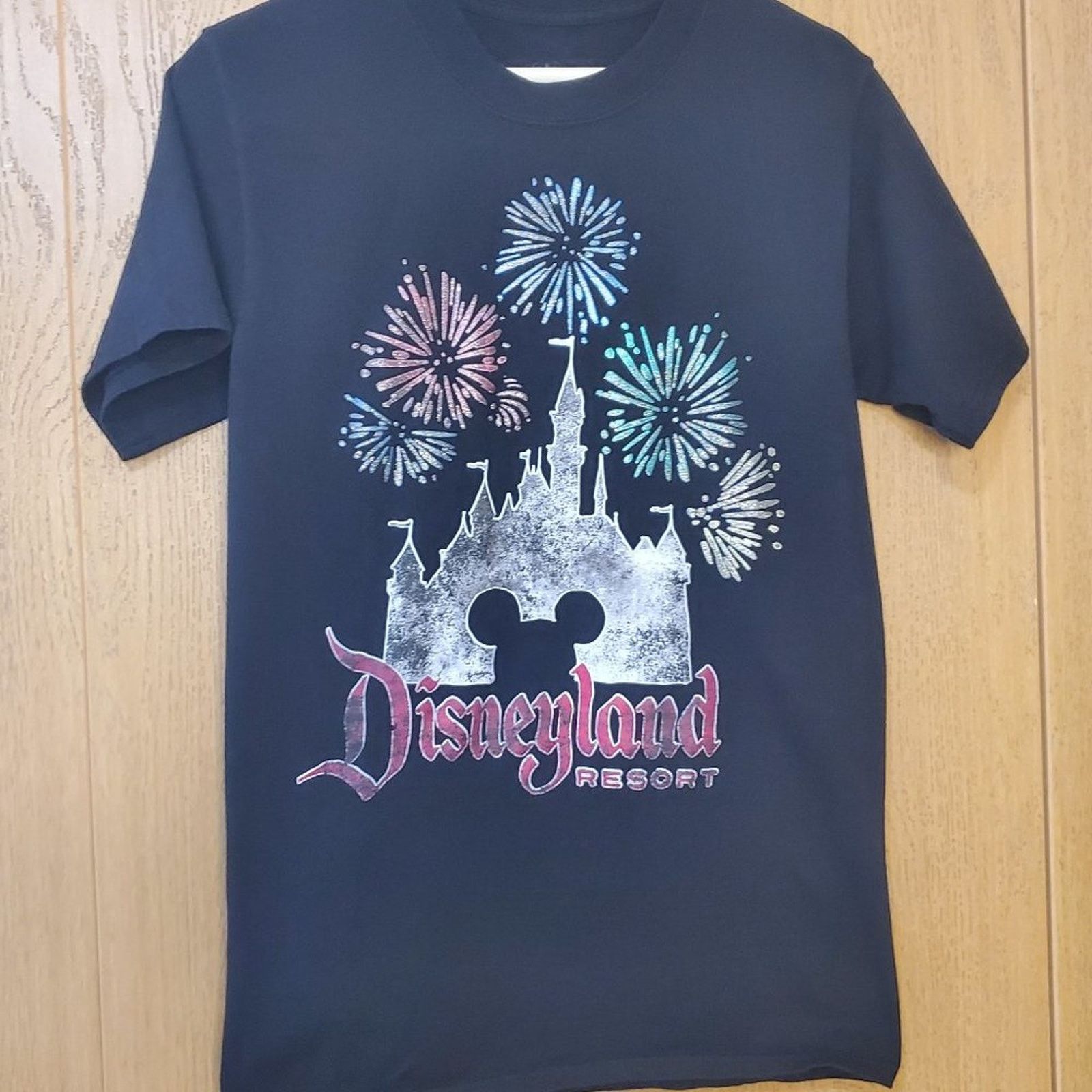 Disney Official Disneyland Resort Castle Black S Tee Size US S / EU 44-46 / 1 - 2 Thumbnail