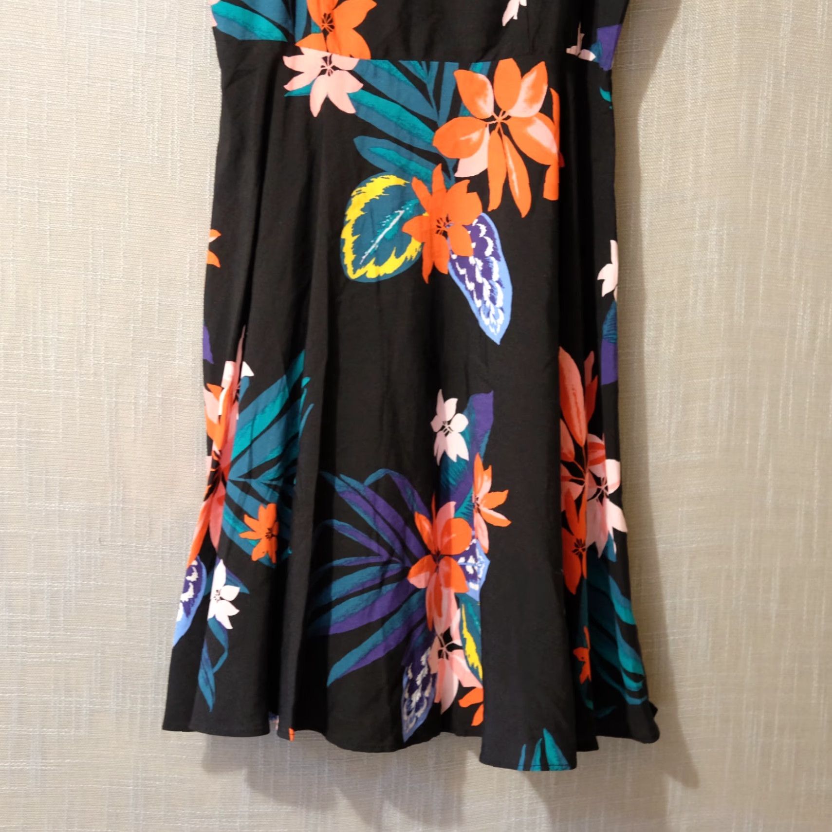 Old Navy Old Navy Floral Sundress Fit Flare Black Summer Womens S #A-36 Nwot! Size S / US 4 / IT 40 - 3 Thumbnail