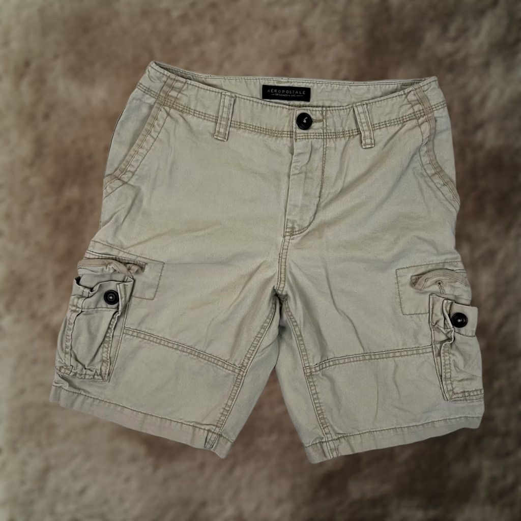 Aeropostale VINTAGE Aeropostale Cargo Shorts Mens 28 Beige Canvas 11 Inseam Utility Y2K Size US 28 / EU 44 - 1 Thumbnail
