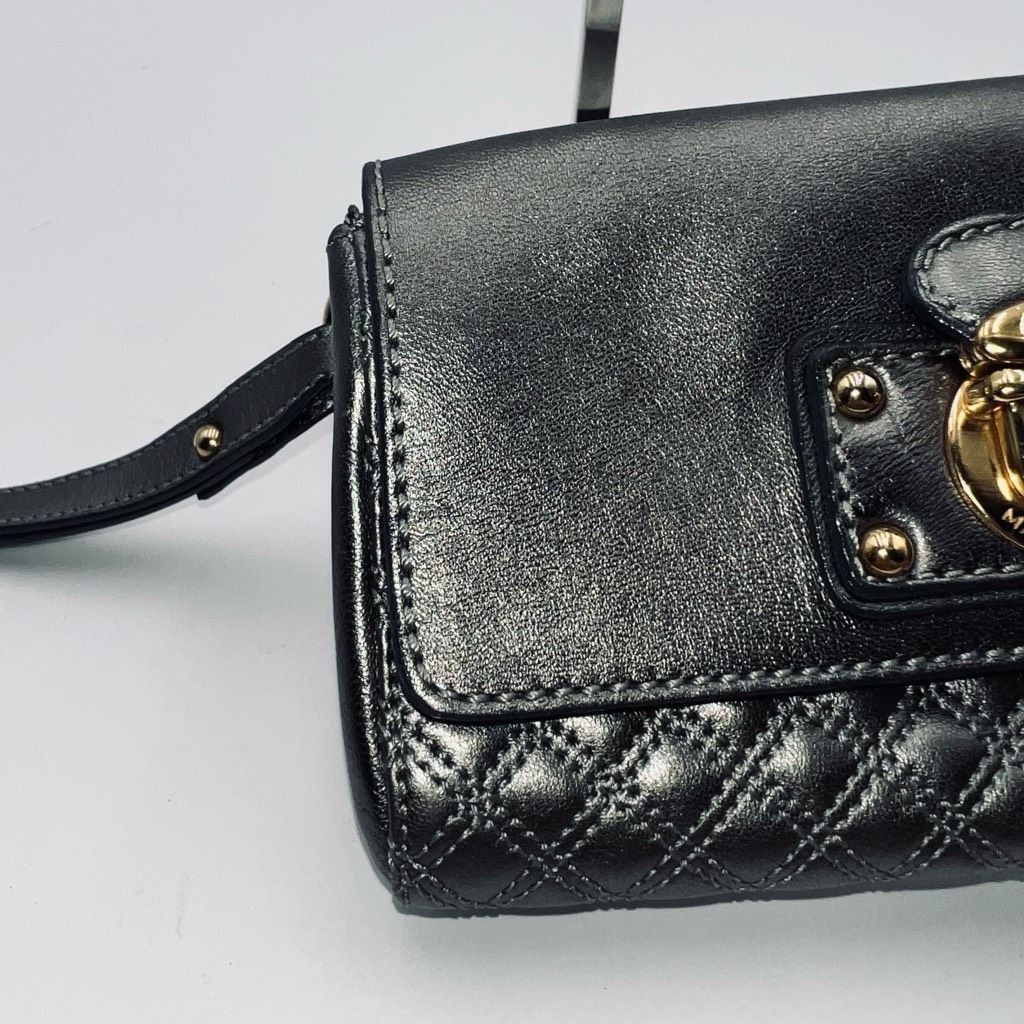 Marc Jacobs Marc Jacobs Made in Italy Metallic Quilted Leather Faux Lock Size ONE SIZE - 4 Thumbnail