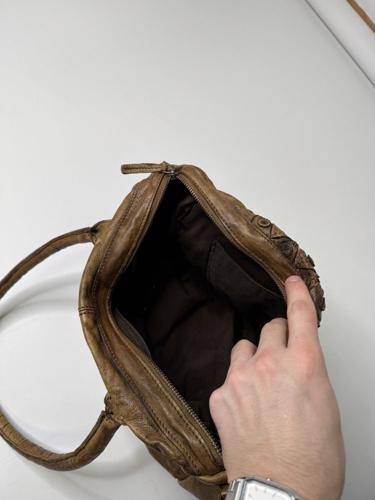 Vintage Vintage avant garde leather bag floral flower swag y2k 90s Size ONE SIZE - 7 Thumbnail