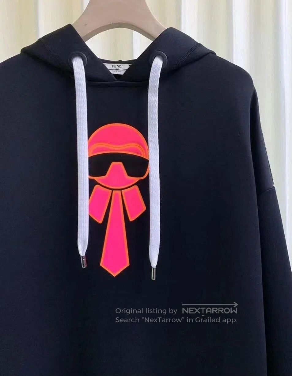 Fendi Fendi Logo Embroidered Hoodie Sweatshirt. Size XS / US 0-2 / IT 36-38 - 2 Thumbnail