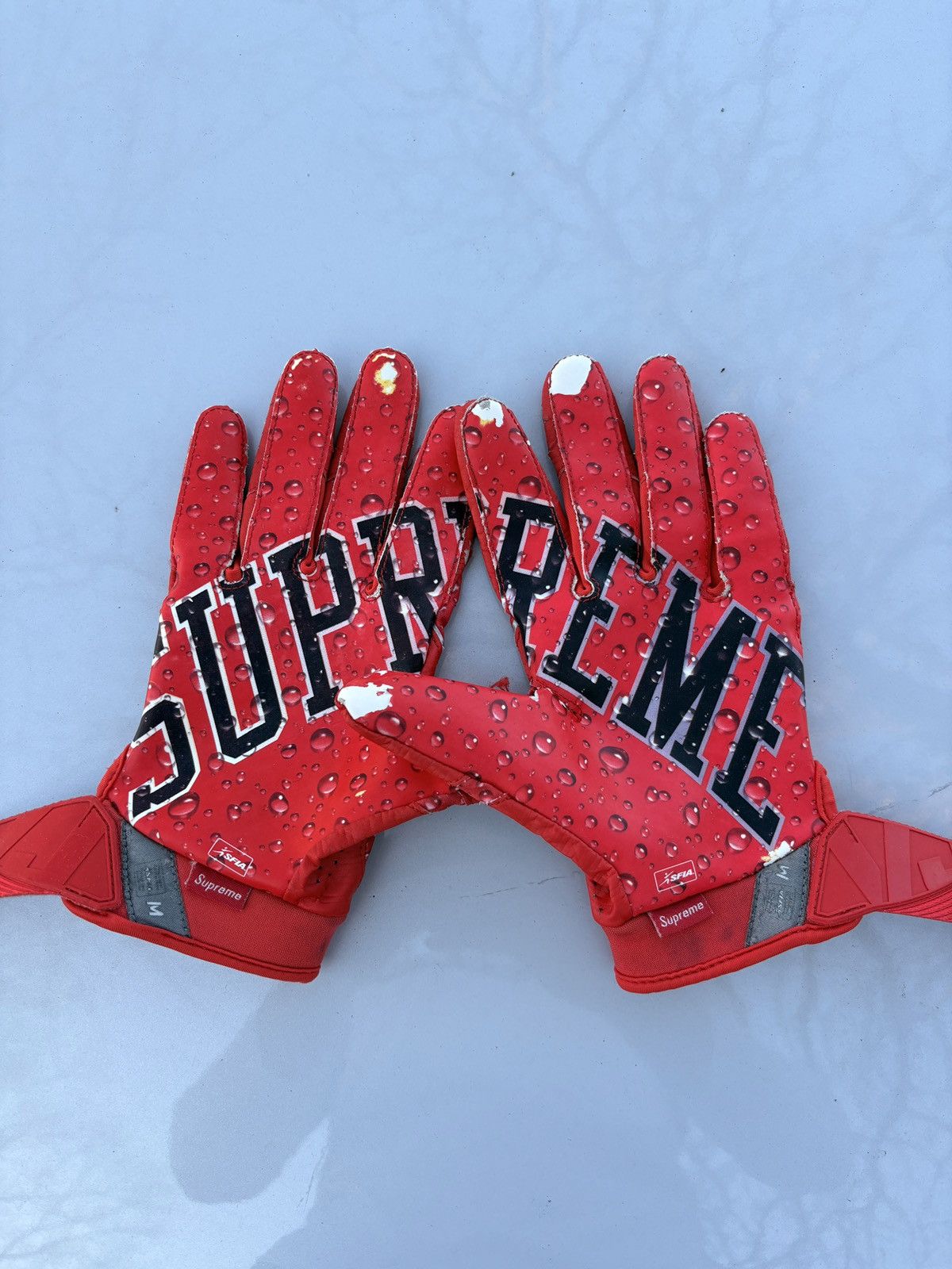 Nike × Supreme SUPREME X NBA X NIKE SHOOTER SLEEVES | Grailed