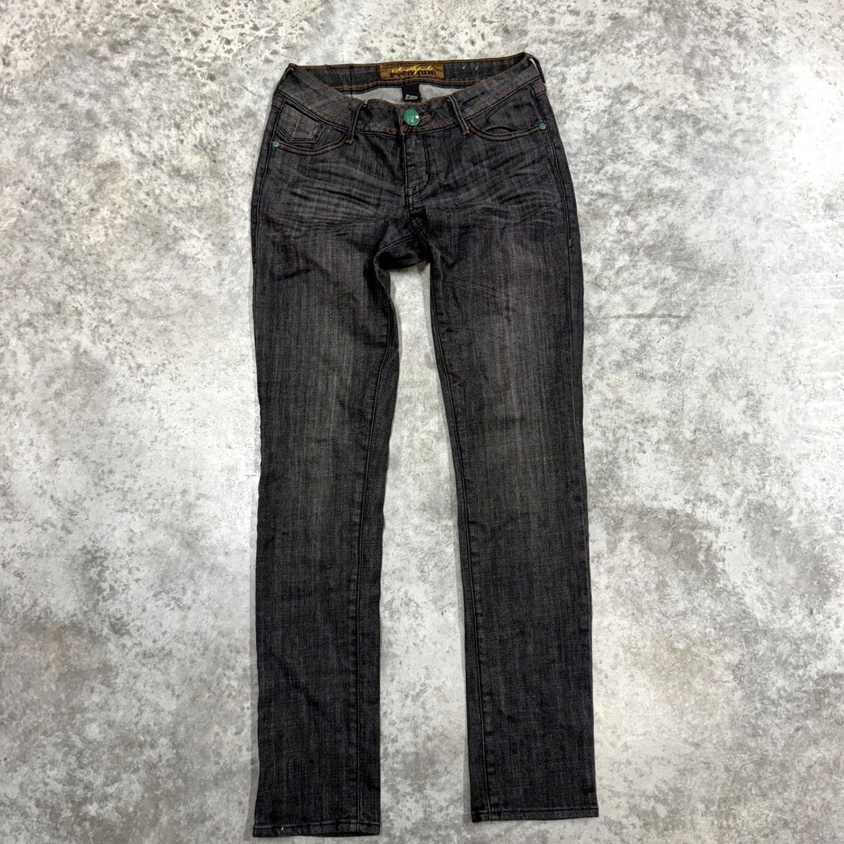 Southpole Southpole Jeans Womens 5 Dark Wash Skinny Embellished Back Pockets Denim Gray 28in Charcoal Wash Slim Vintage No? Size 27" / US 4 / IT 40 - 3 Thumbnail