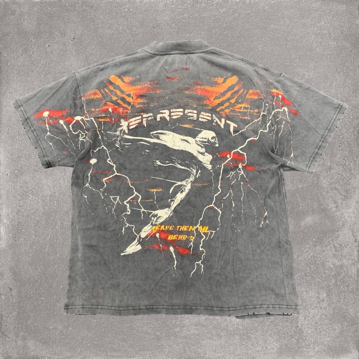 Represent Clo. Represent Medium Tee Spirit Angel Vintage Grey T-Shirt Size US M / EU 48-50 / 2 - 2 Thumbnail