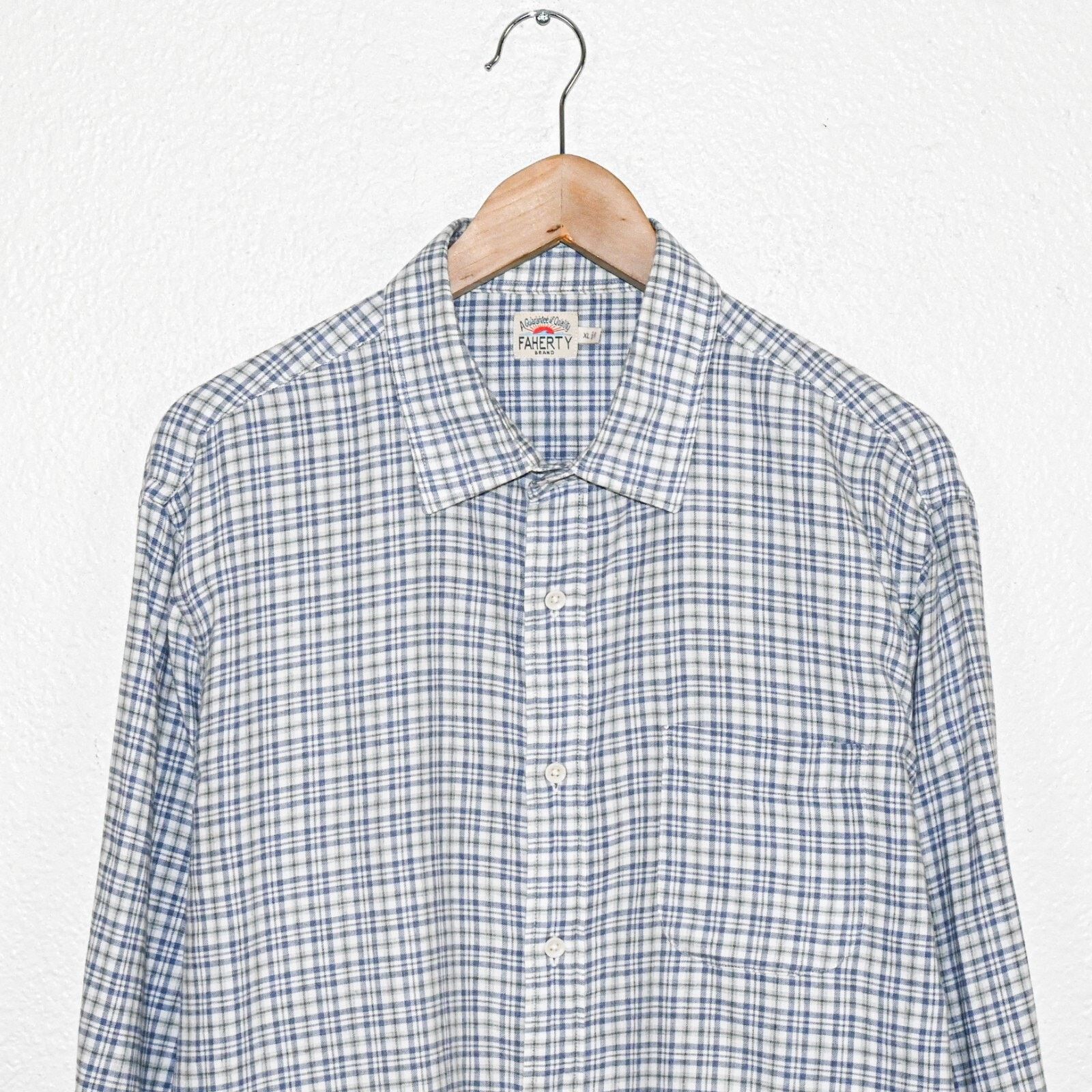 Faherty Faherty Men's XL Blue Gray Button up Flannel Shirt Plaid Size US XL / EU 56 / 4 - 2 Thumbnail
