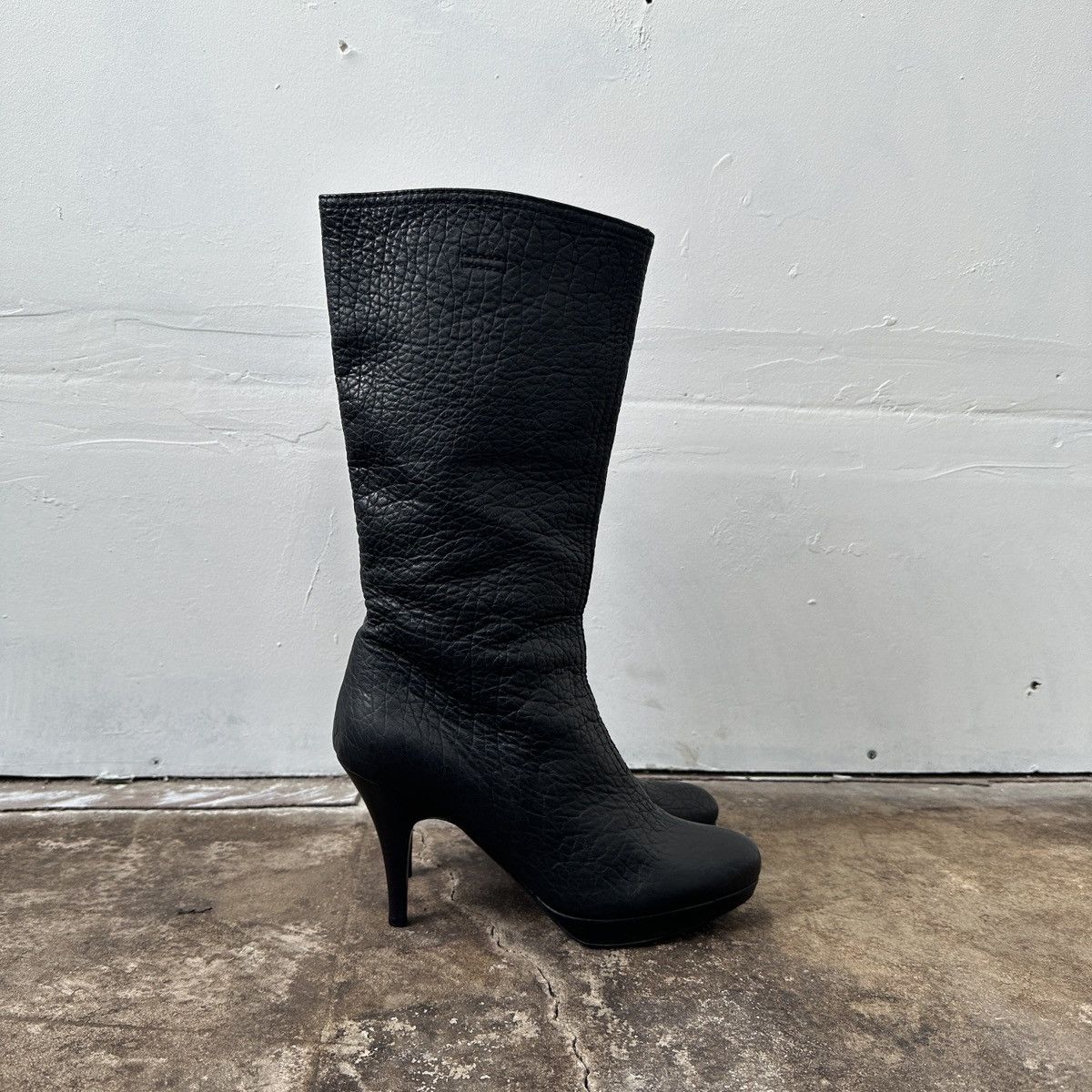 Miu Miu Miu Miu Cow Leather Boots With Heels Luxury Prada Type Size US 7 / IT 37 - 1 Thumbnail