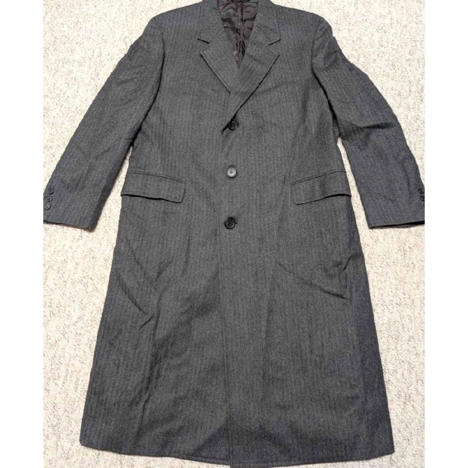 Vintage VINTAGE Cheshire Overcoat Coat Men Regular L Tweed Donegal Wool Herringbone Gray Black 44 Chest 47 Length 19 Shoulders 27 Arms Button Classic Fit Size US L / EU 52-54 / 3 - 2 Thumbnail