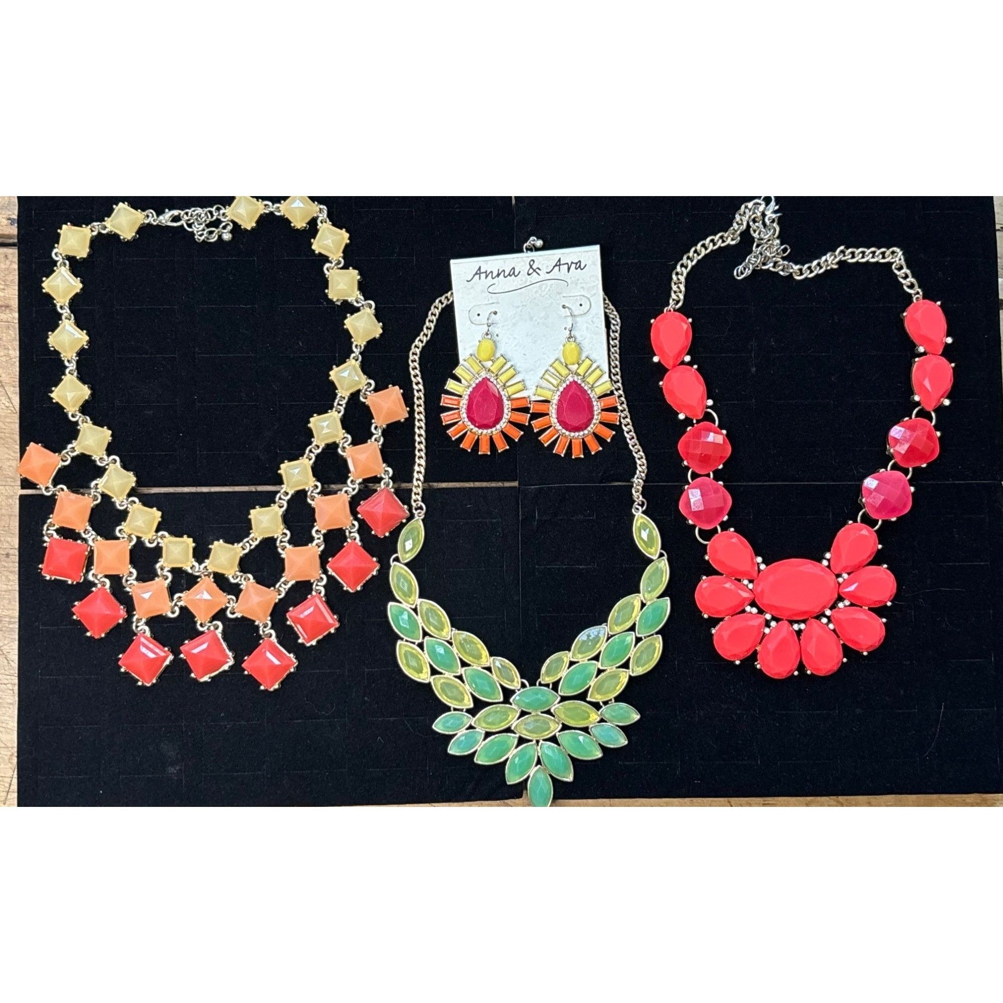 Other Bold Statement Necklace jewelery lot & Earring Set Multicolo Size ONE SIZE - 1 Thumbnail