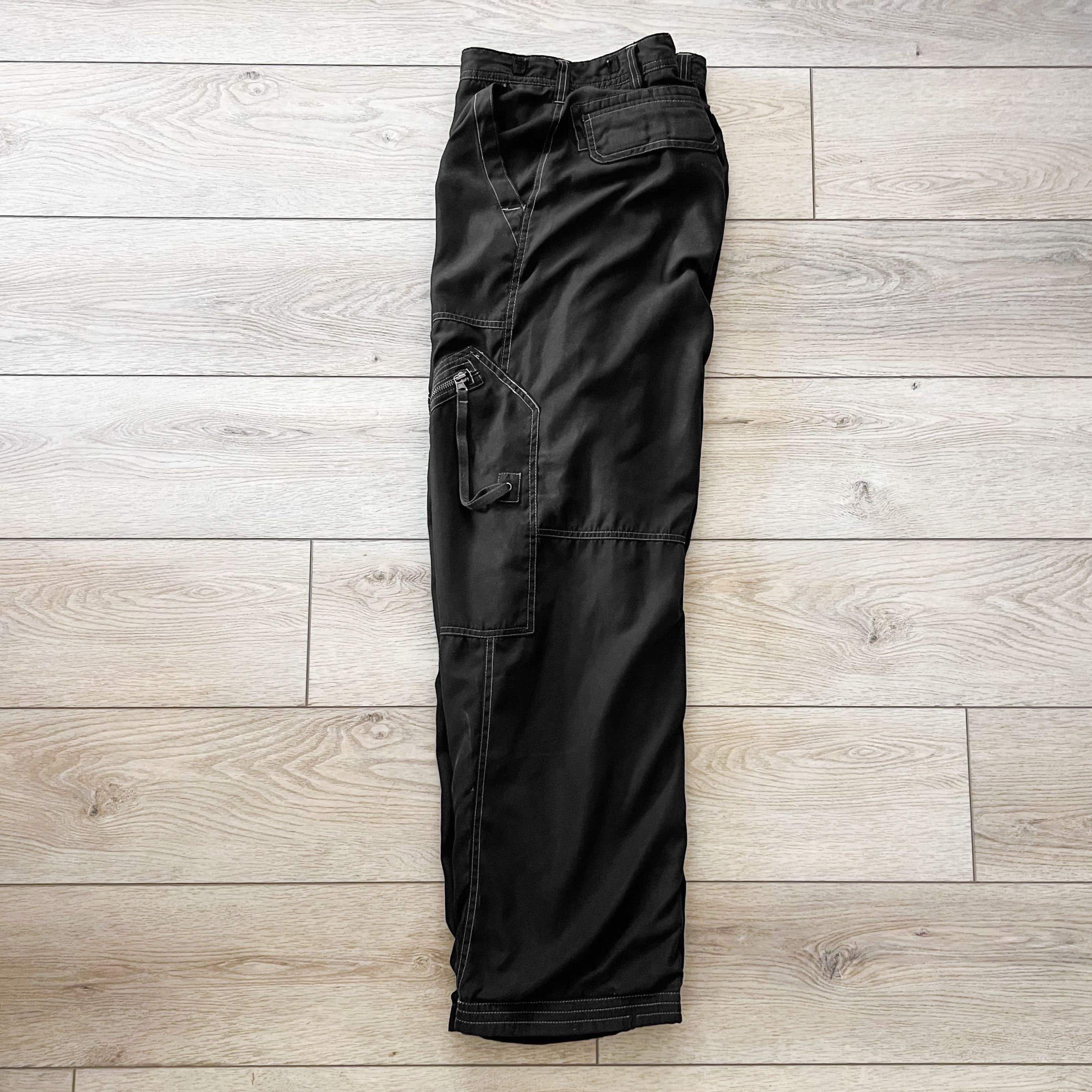 Vintage VTG Bugle Boy Soft Shell Cargo Pants With Camo Fleece Lining Size US 32 / EU 48 - 5 Thumbnail