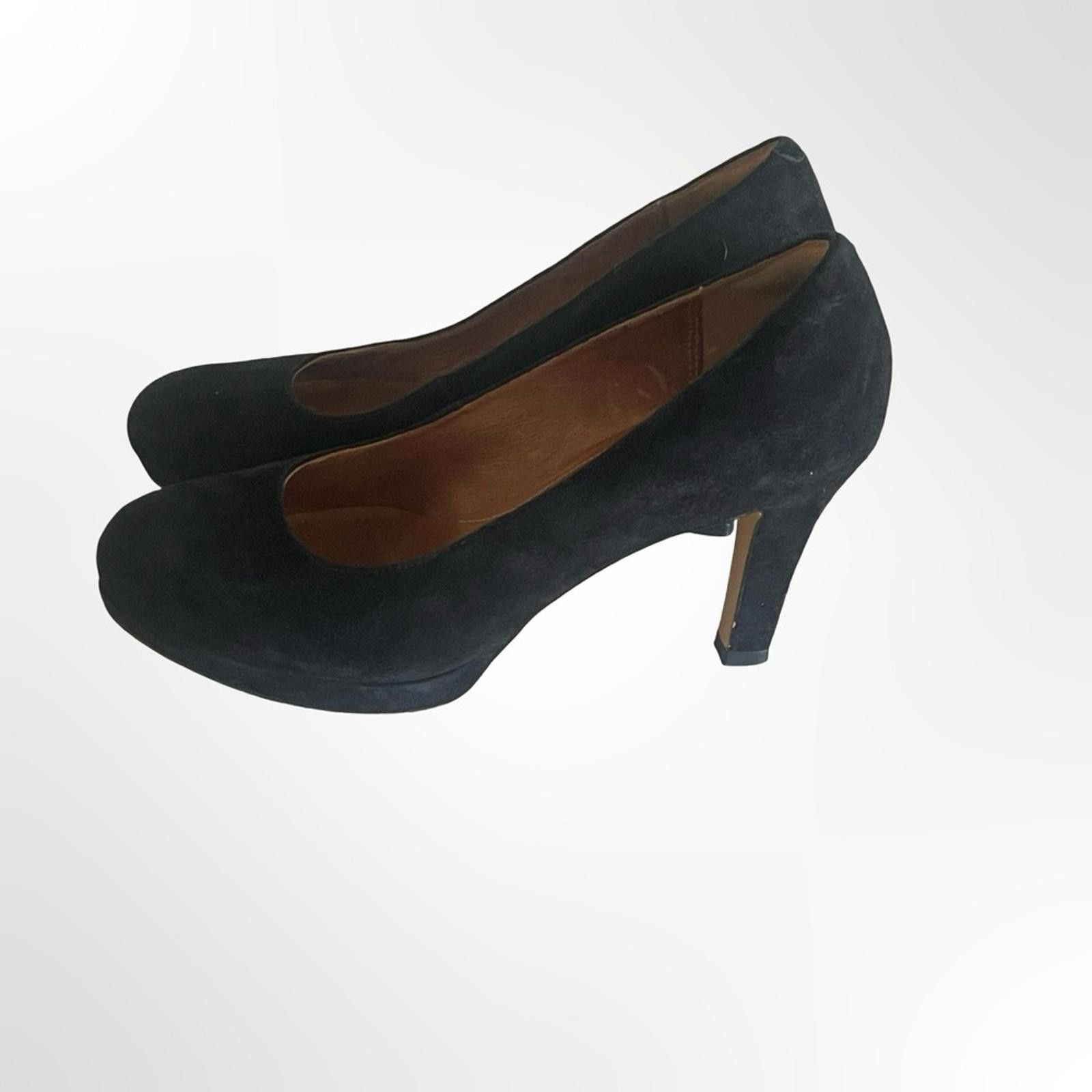 Clarks Clark's Artisan Women's Black Suede Mid-Heel Pumps size 7.5 Size US 7.5 / IT 37.5 - 3 Thumbnail
