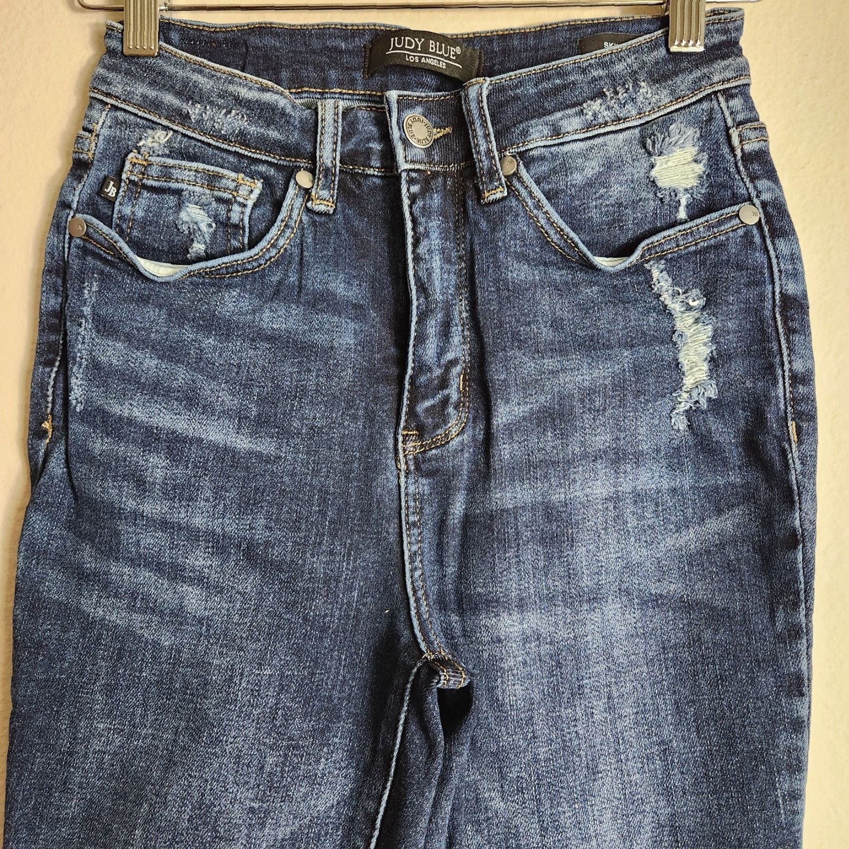 Vintage Judy Blue Jeans Womens Reese Control Top Dark Wash Skinny Mid Rise Inseam 28 Size 26-Blue, 5-Pocket, Regular, Denim, Cotton Blend, Distressed Size 4XL / US 24-26 - 4 Thumbnail