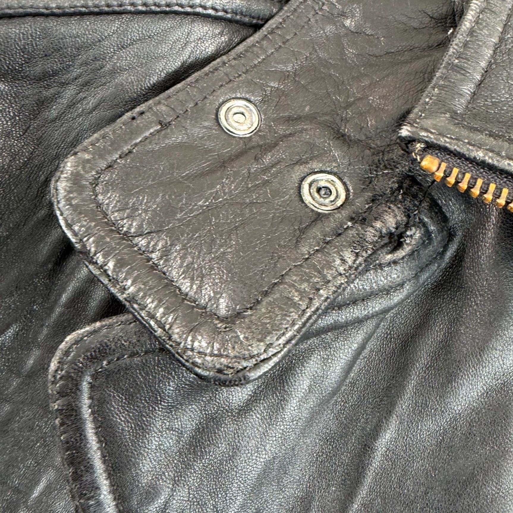 Vintage VINTAGE Wilsons Thinsulate Moto Punk Jacket Leather Black Large Men 80s 90s Biker Punk Grunge Gothic Bohemian Style Belted Zipper Buckle Snap Denim? Size US L / EU 52-54 / 3 - 3 Thumbnail