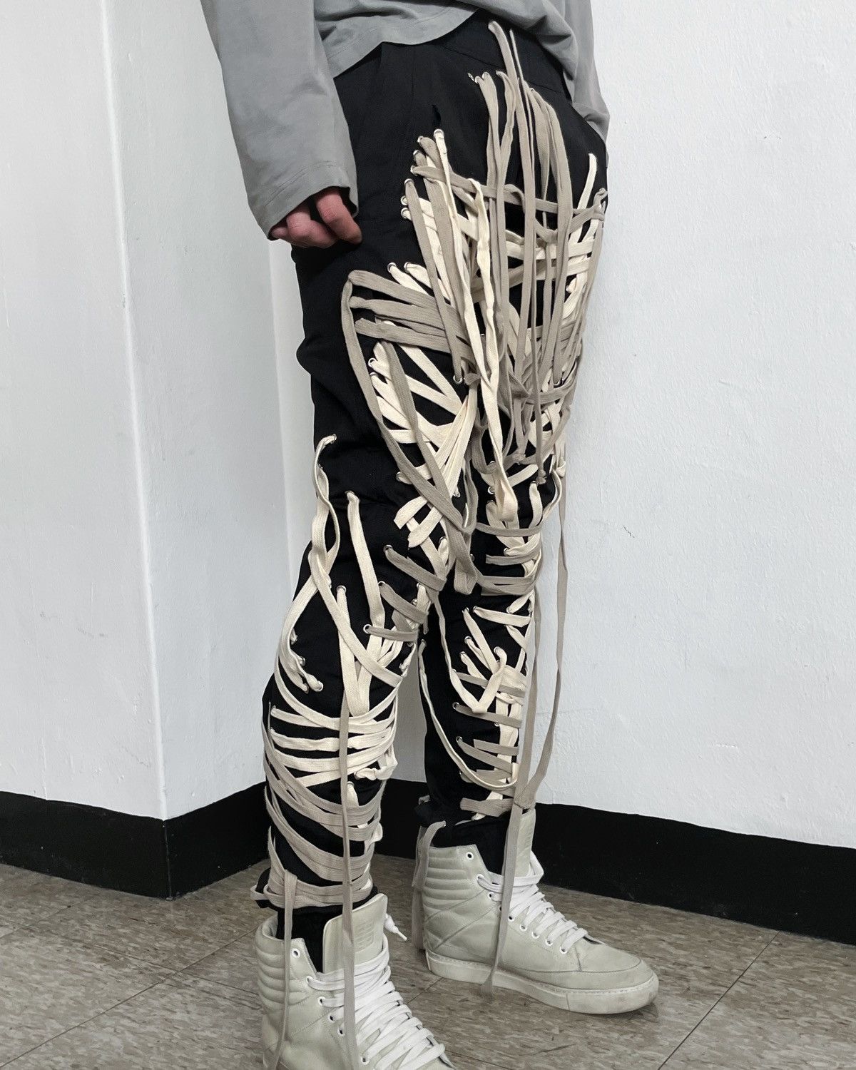 Rick Owens rick owens ss20 mega lace pant Size US 34 / EU 50 - 5 Thumbnail
