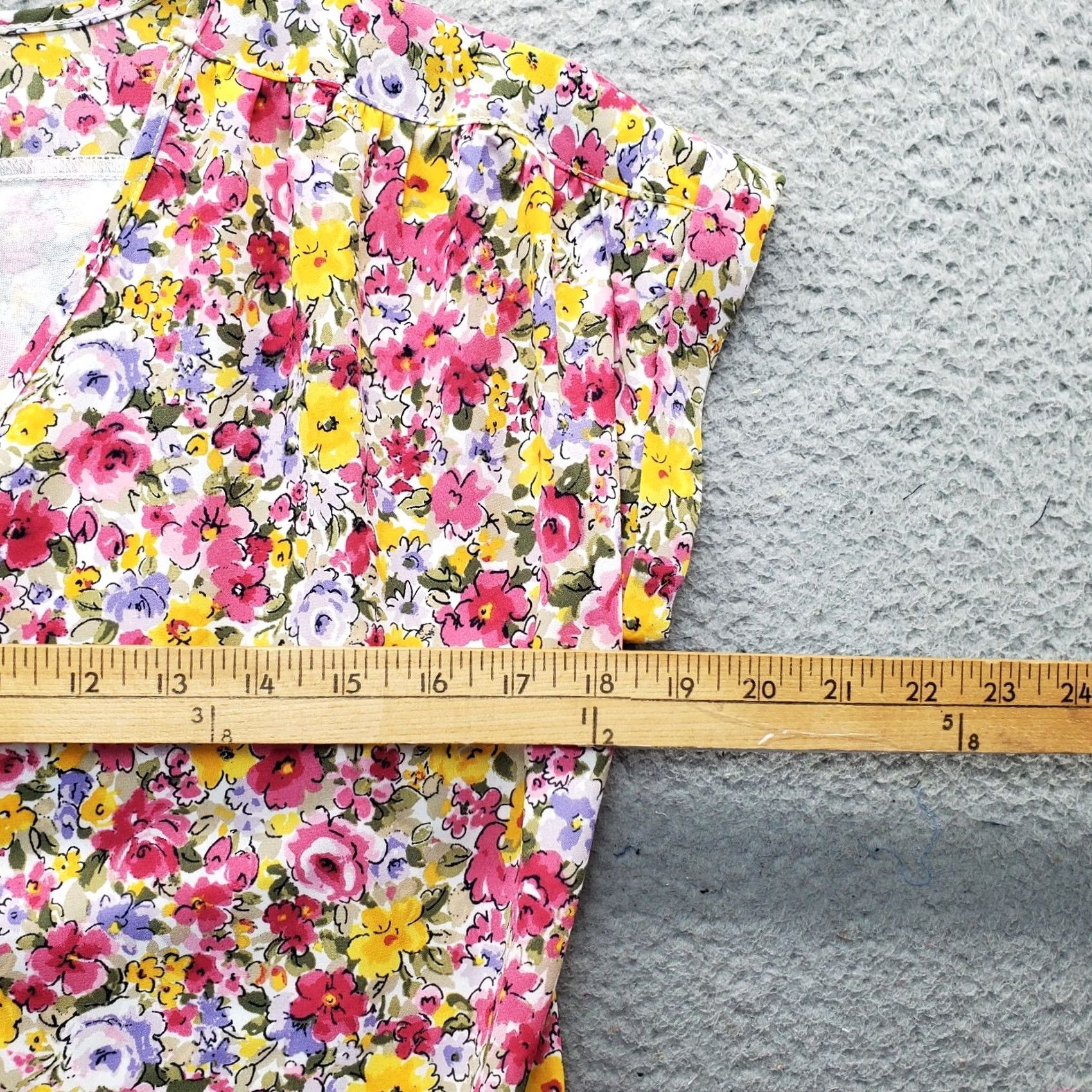 Loft Loft Blouse Women's 2XSP Multi Floral V-Neck Cap Sleeve Pullover Shirt Size XXS / US 00 / IT 34 - 4 Thumbnail