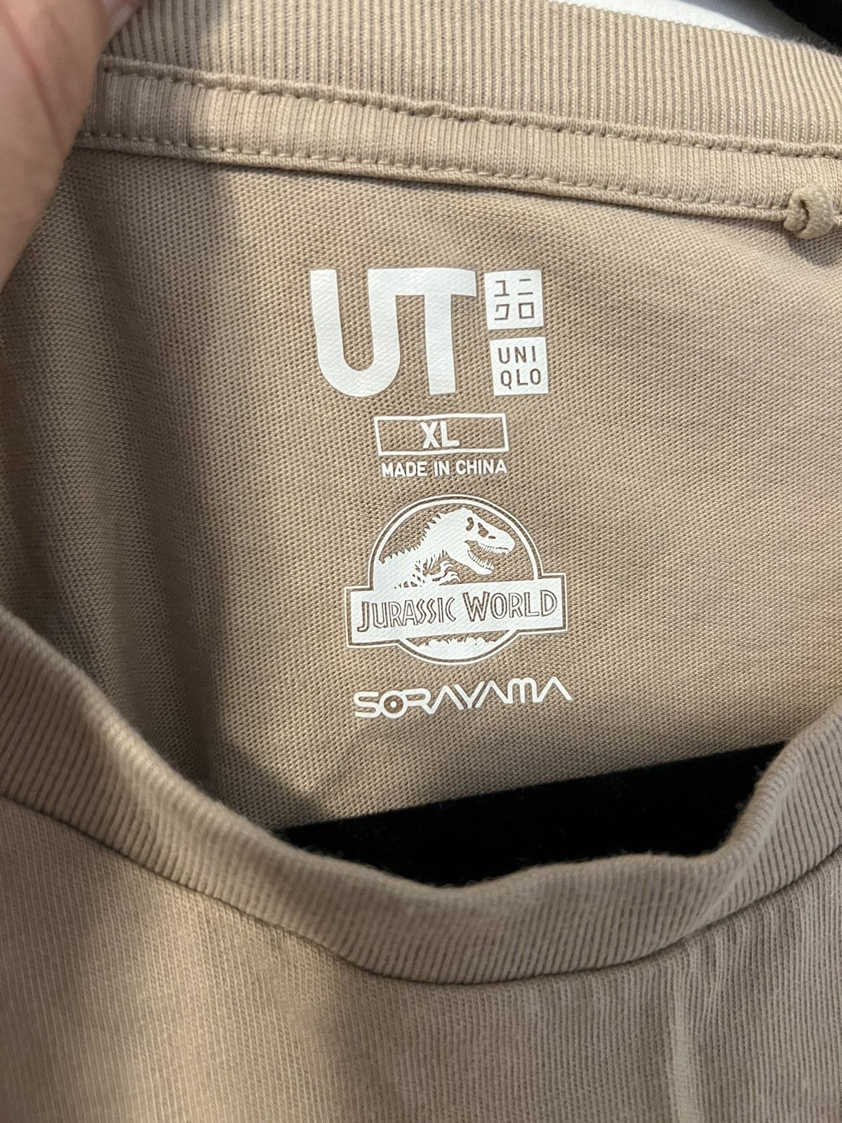 Uniqlo Uniqlo x Jurassic Park Tee Size US XL / EU 56 / 4 - 3 Thumbnail