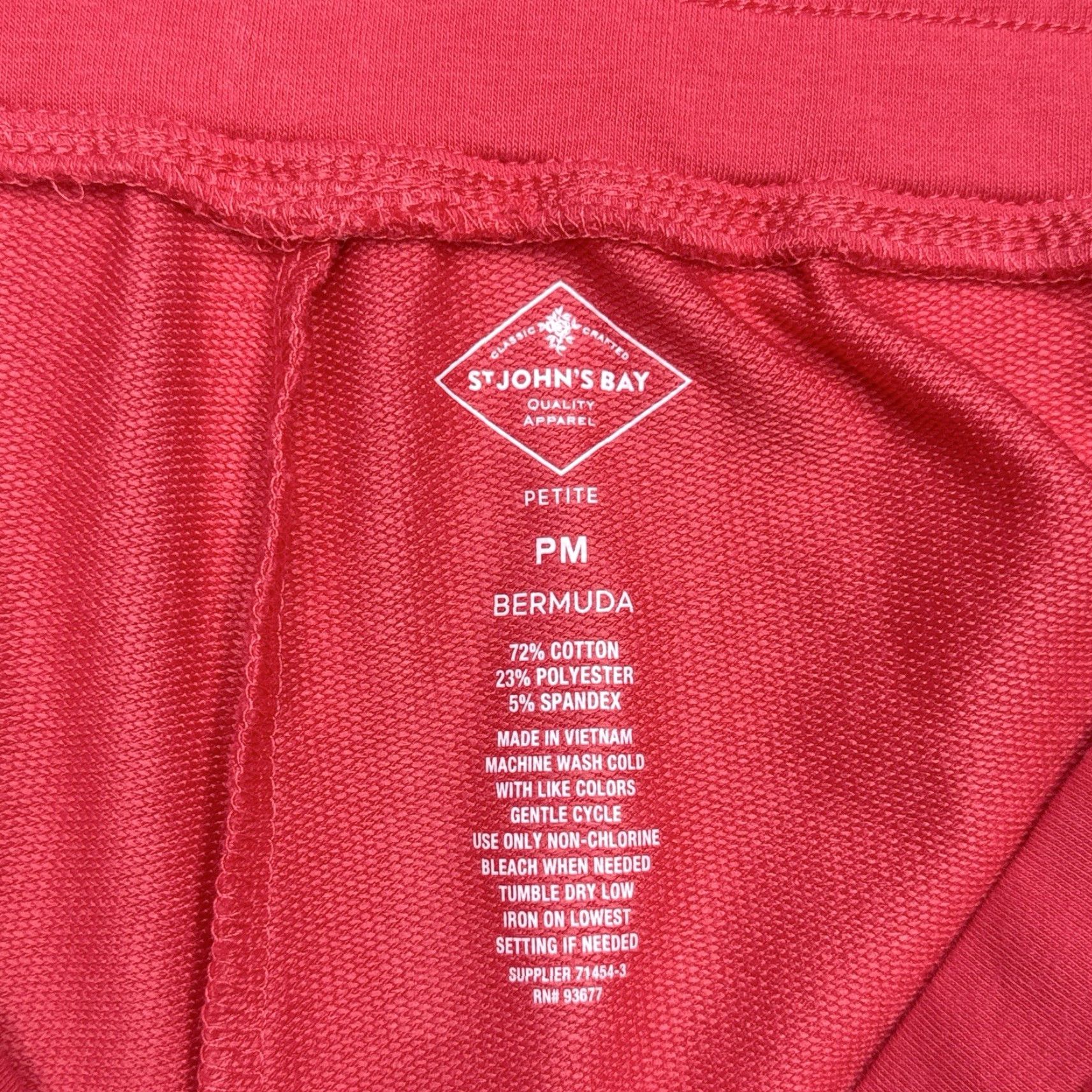 Vintage St. John's Bay Bermuda Shorts Womens Medium Petite Red Mid Rise Stretch New Size 32" / US 10 / IT 46 - 3 Thumbnail