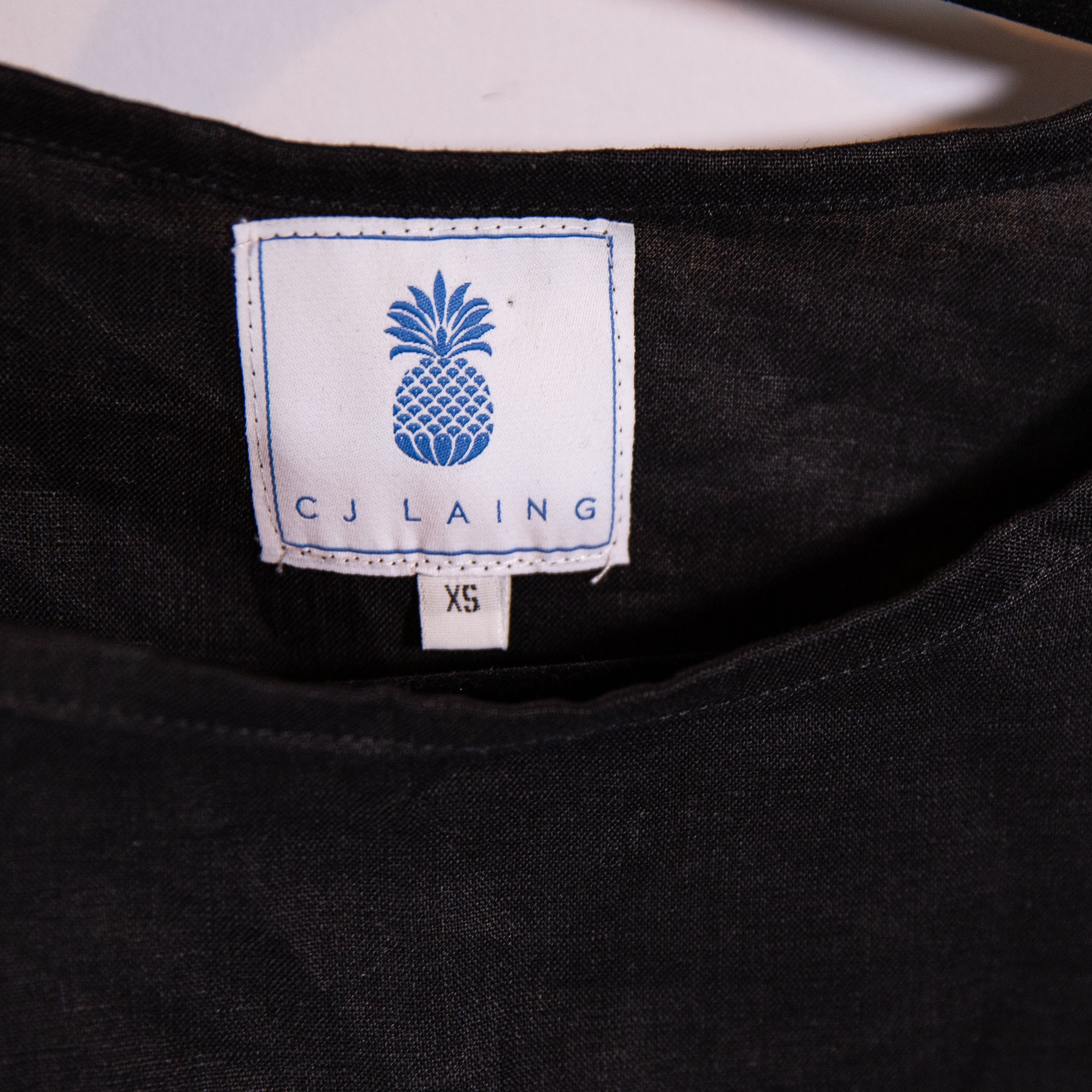 Other CJ Laing Linen Lightweight Ruffle Short Size XS / US 0-2 / IT 36-38 - 2 Thumbnail