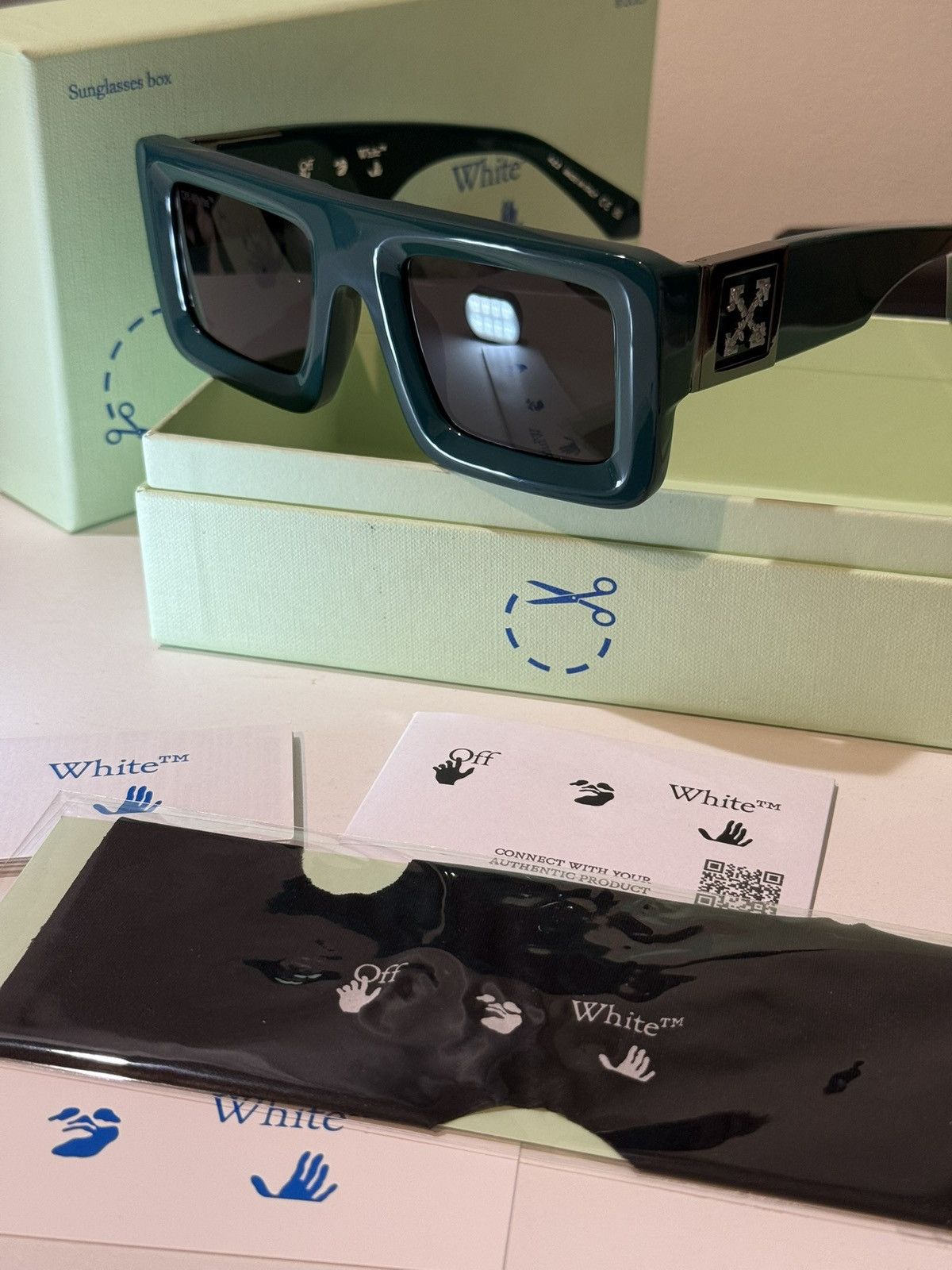 Off-White OFF-WHITE Sunglasses LEONARDO green dark grey Size ONE SIZE - 3 Thumbnail