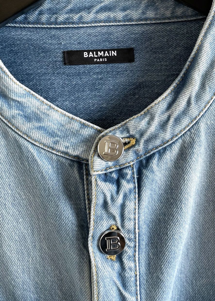 Balmain Balmain Mao Collar Buttoned Denim Shirt Size US XL / EU 56 / 4 - 3 Thumbnail