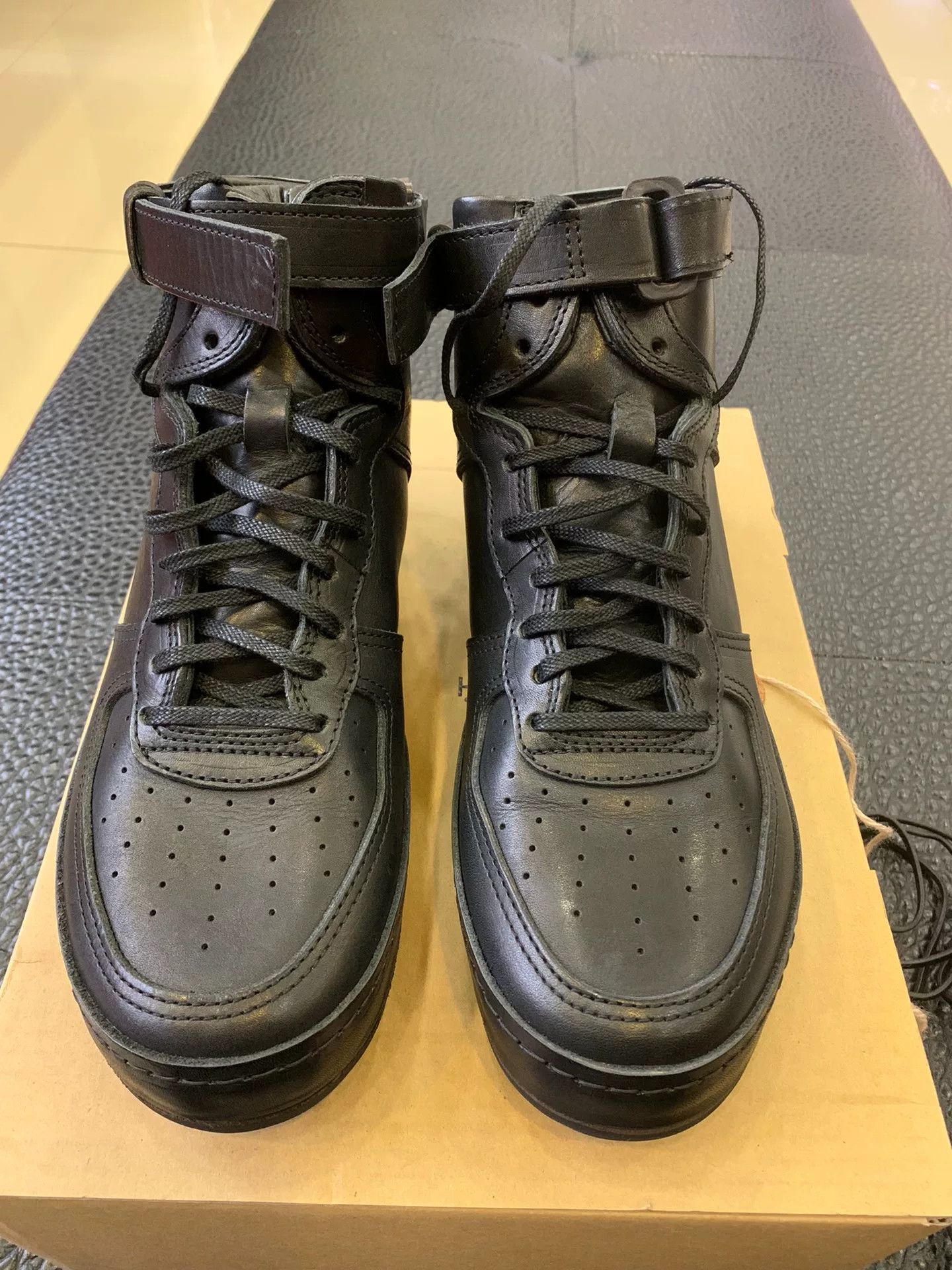 Hender Scheme handmade black leather high-top sneakers Size US 5 / EU 37 - 1 Thumbnail