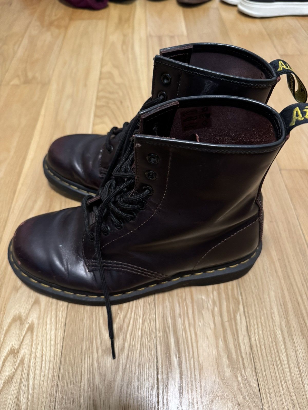 Dr. Martens Dr. Martens Burgundy 1460 Size US 8 / EU 41 - 2 Thumbnail