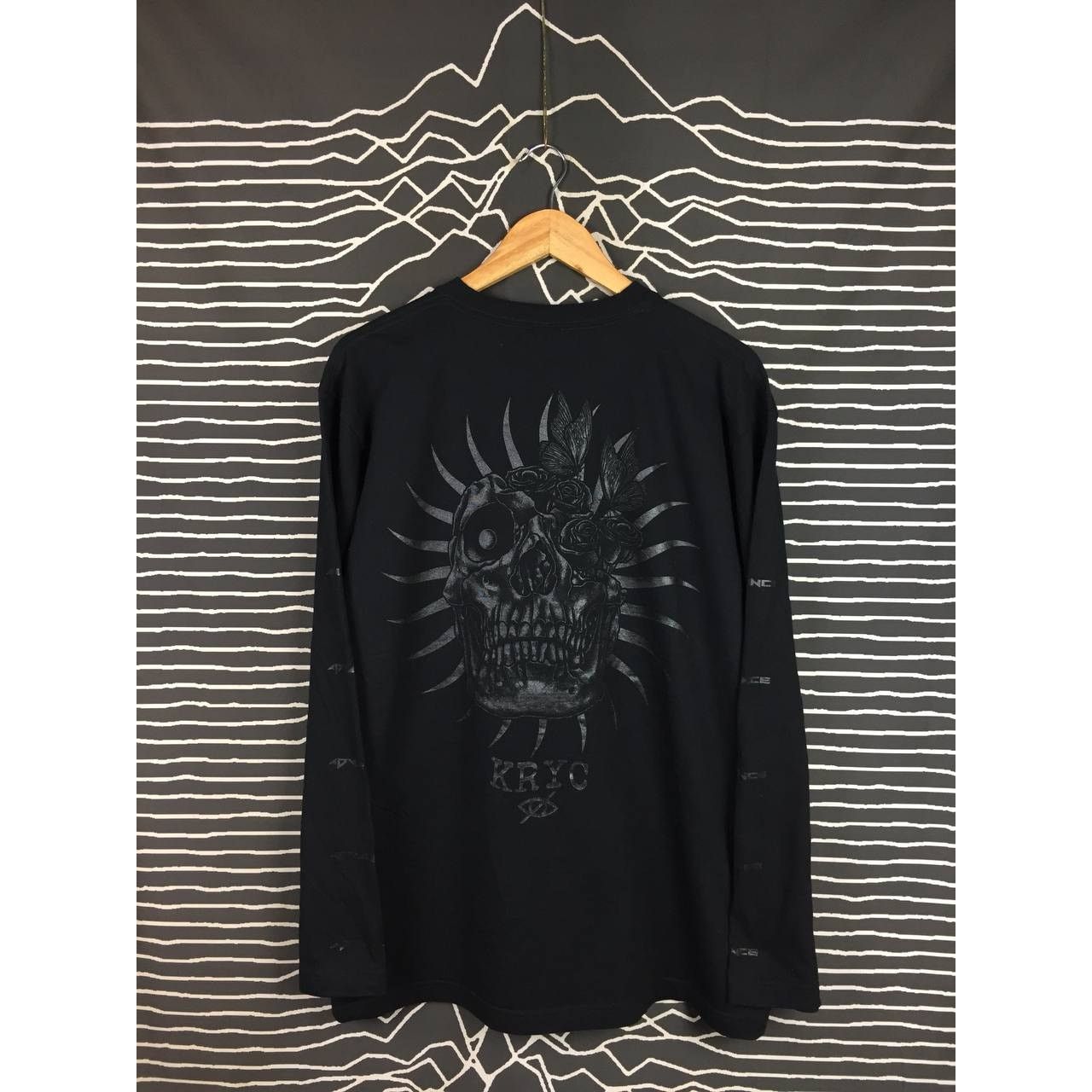 Japanese Brand Kryclothing Skull Flower Graphic Longsleeve Tee Size US XL / EU 56 / 4 - 2 Thumbnail