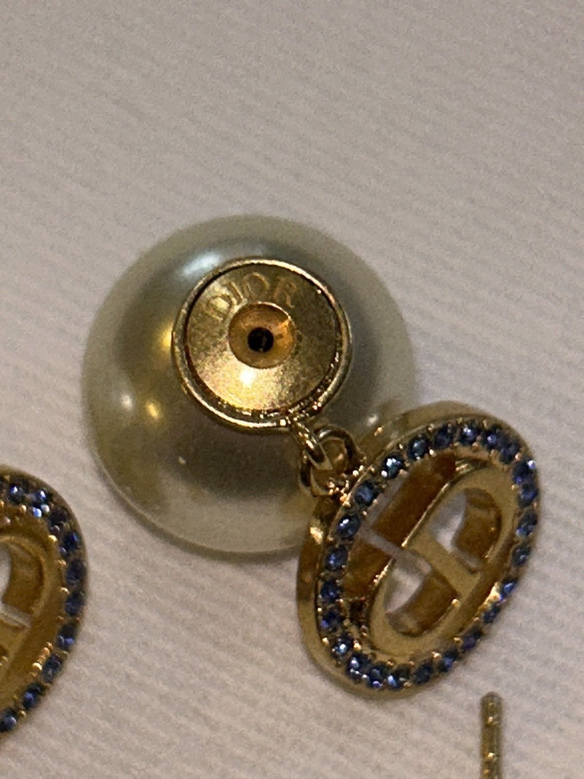 Dior DIOR TRIBALES EARRINGS Gold-Finish Metal, White Resin Pearls Size ONE SIZE - 10 Thumbnail