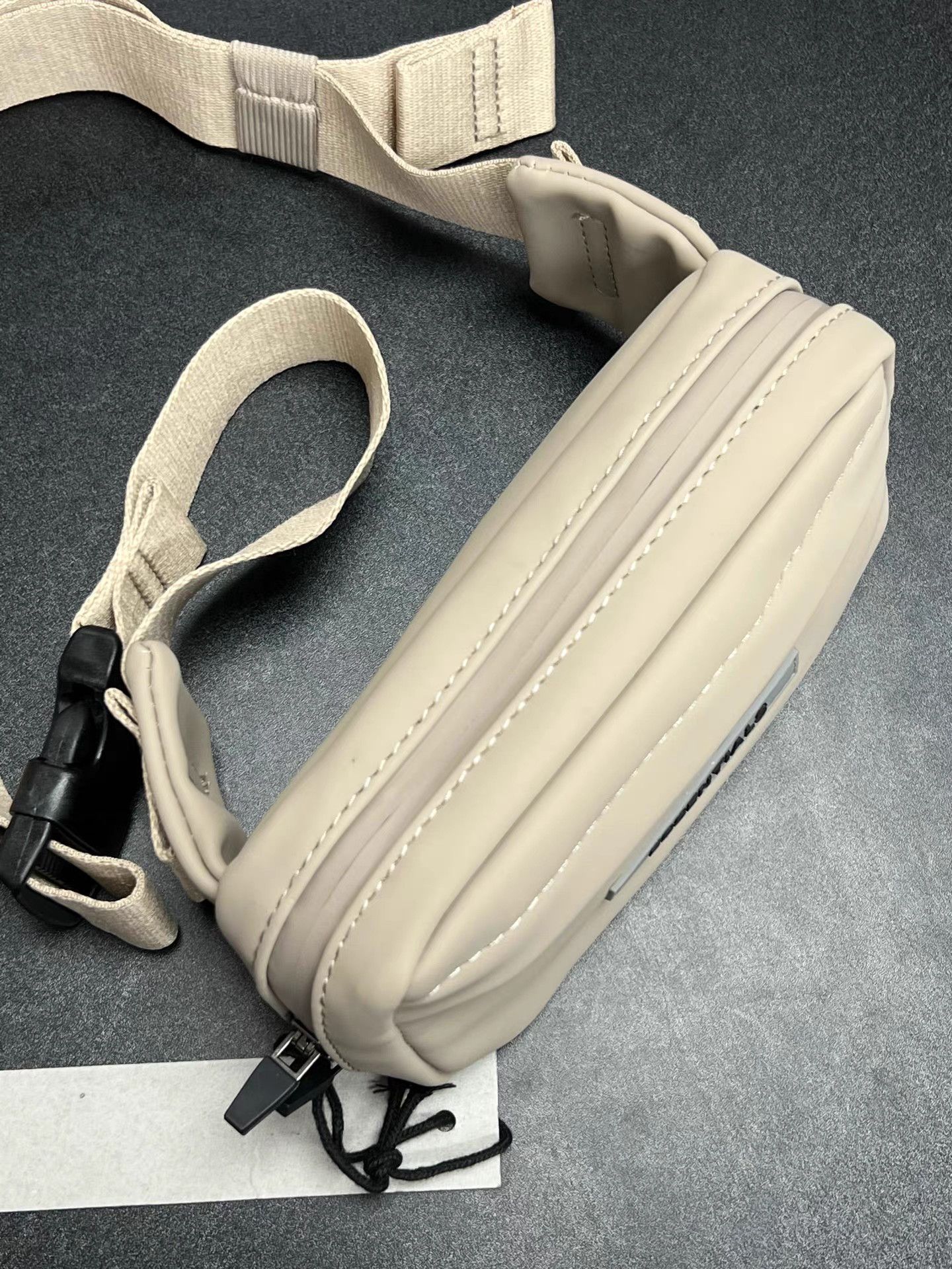 Essentials Essentials FOG PU Crossbody Bag Khaki K15 Size ONE SIZE - 3 Thumbnail