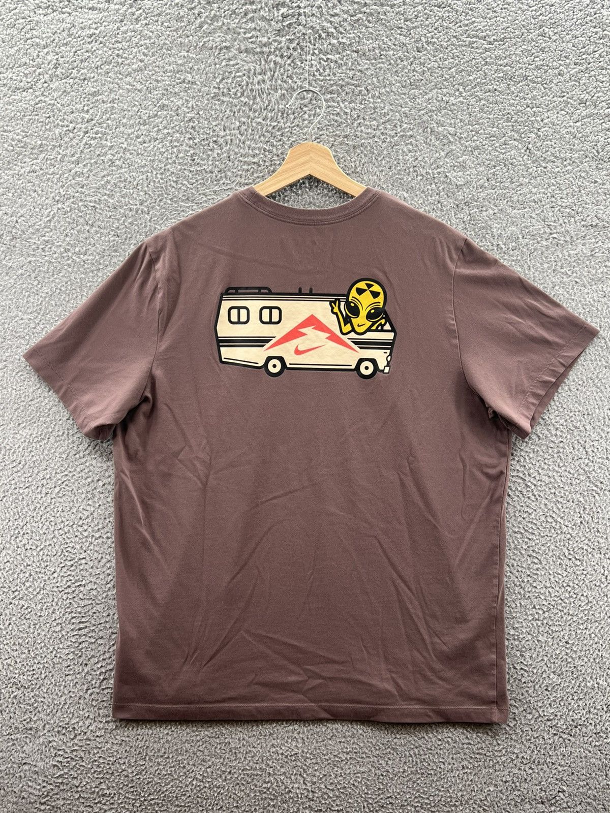 Nike Nike Running Alien Traveling To Another Dimension FJ2354-291 Size US XL / EU 56 / 4 - 2 Thumbnail