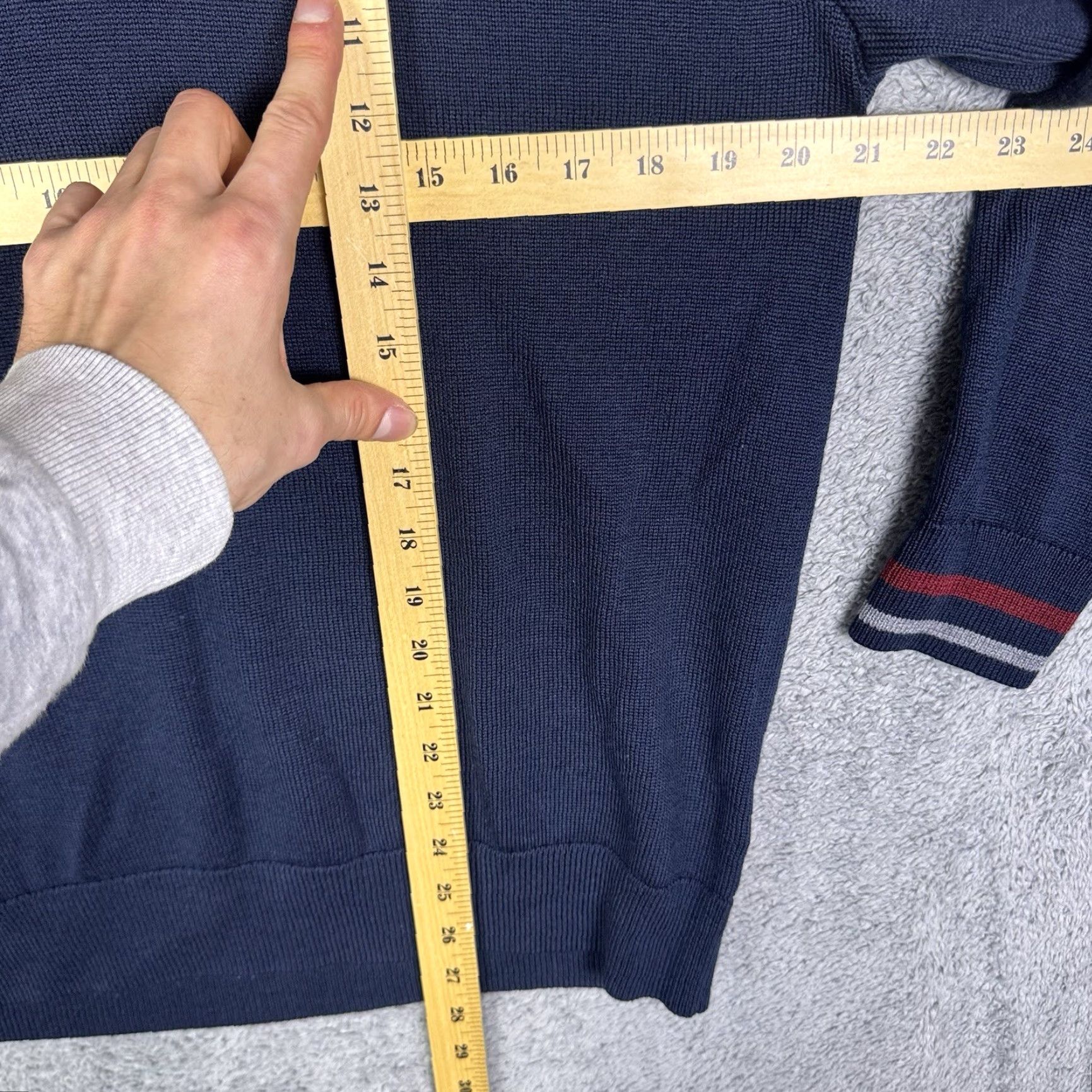 Brooks Brothers Brooks Brothers Sweater Mens L Netjets Merino Wool Pullover V Neck Stripe Knit Pullover Wool/Breathable Regular Size L Blue Size US L / EU 52-54 / 3 - 6 Thumbnail