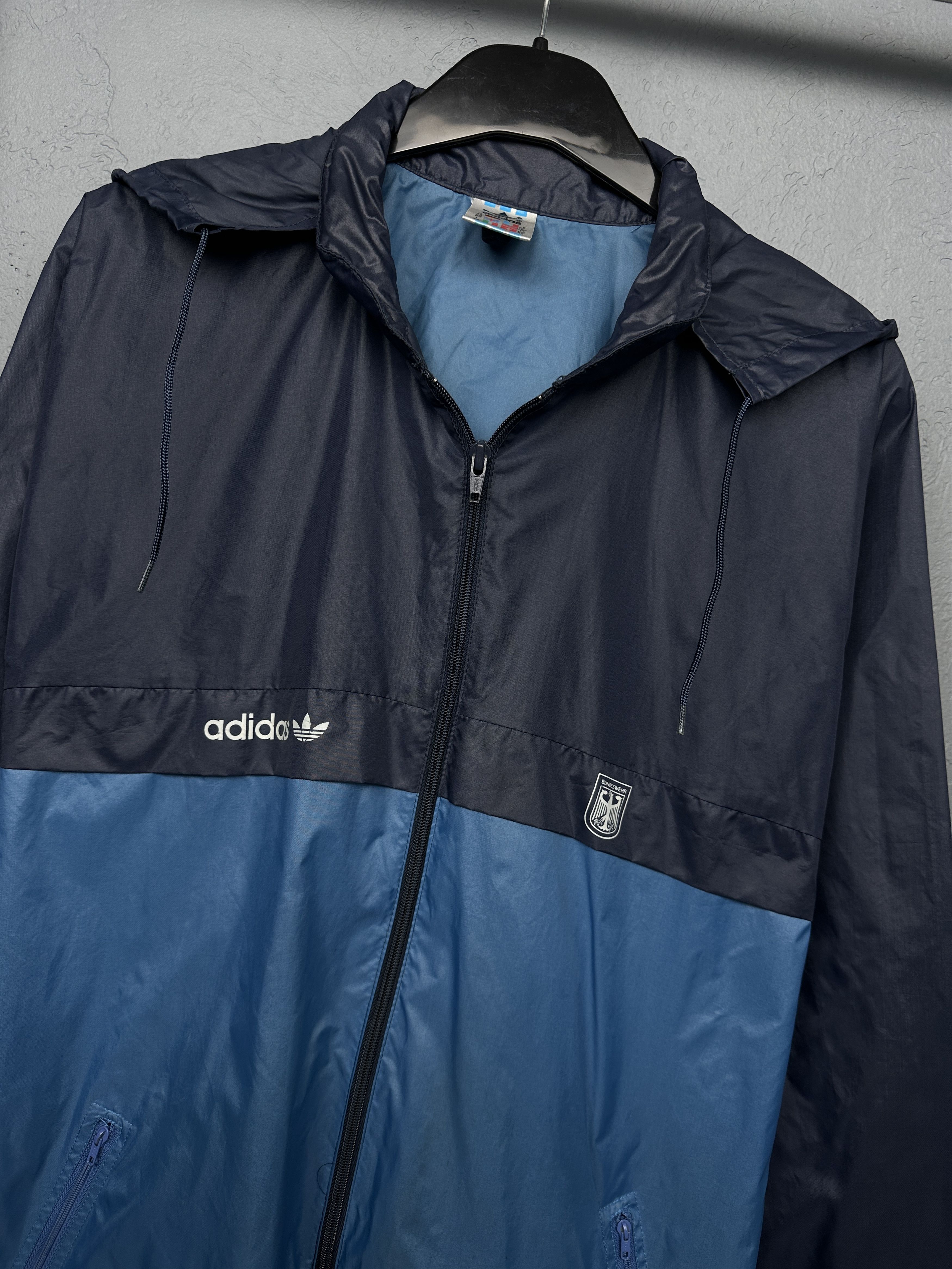 Adidas Adidas Bundeswehr Vintage Mens Nylon Windbreaker Jacket Size US L / EU 52-54 / 3 - 2 Thumbnail