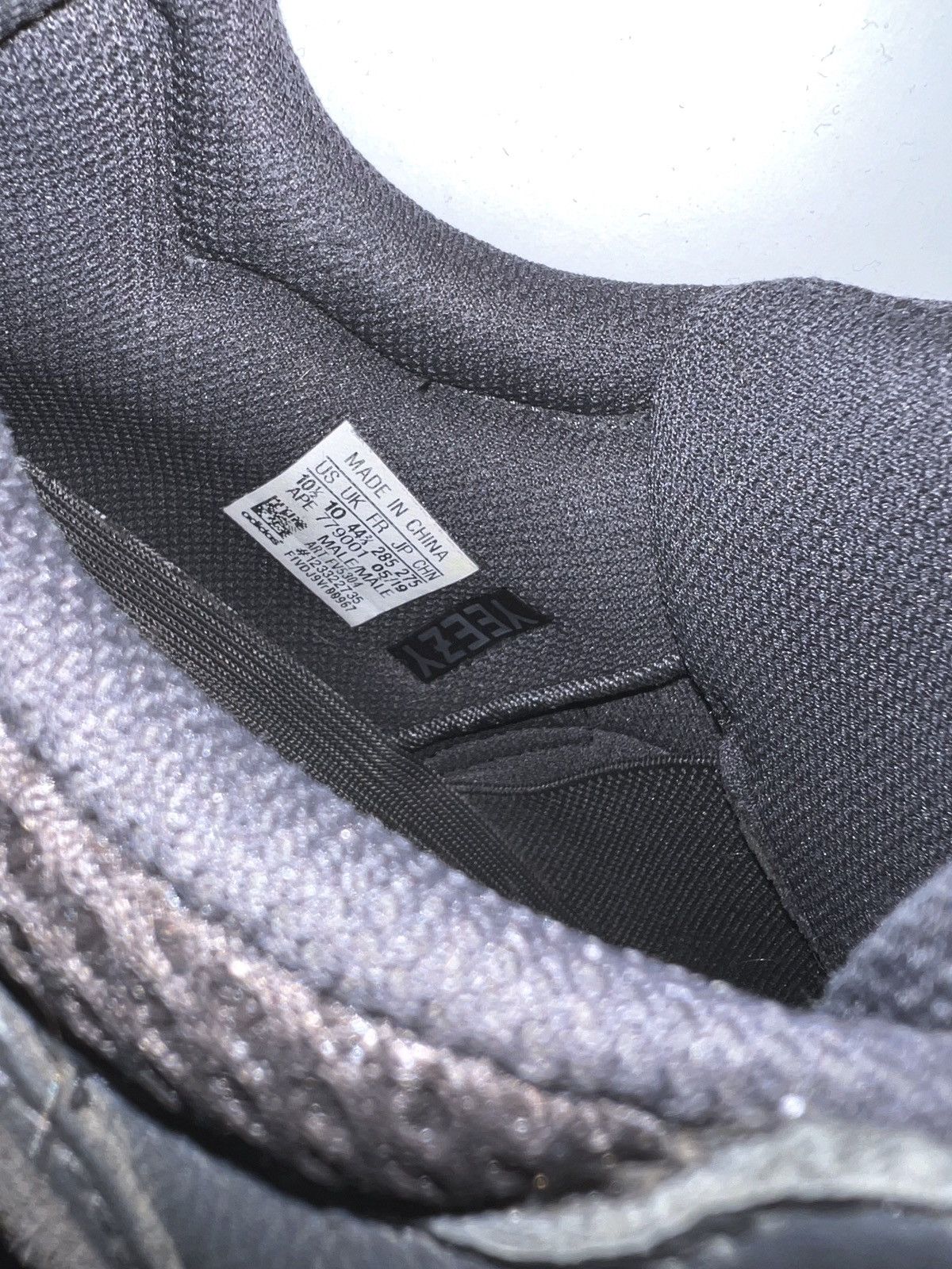 Kanye West Yeezy Boost 700 Utility Black Size US 10.5 / EU 43-44 - 9 Thumbnail