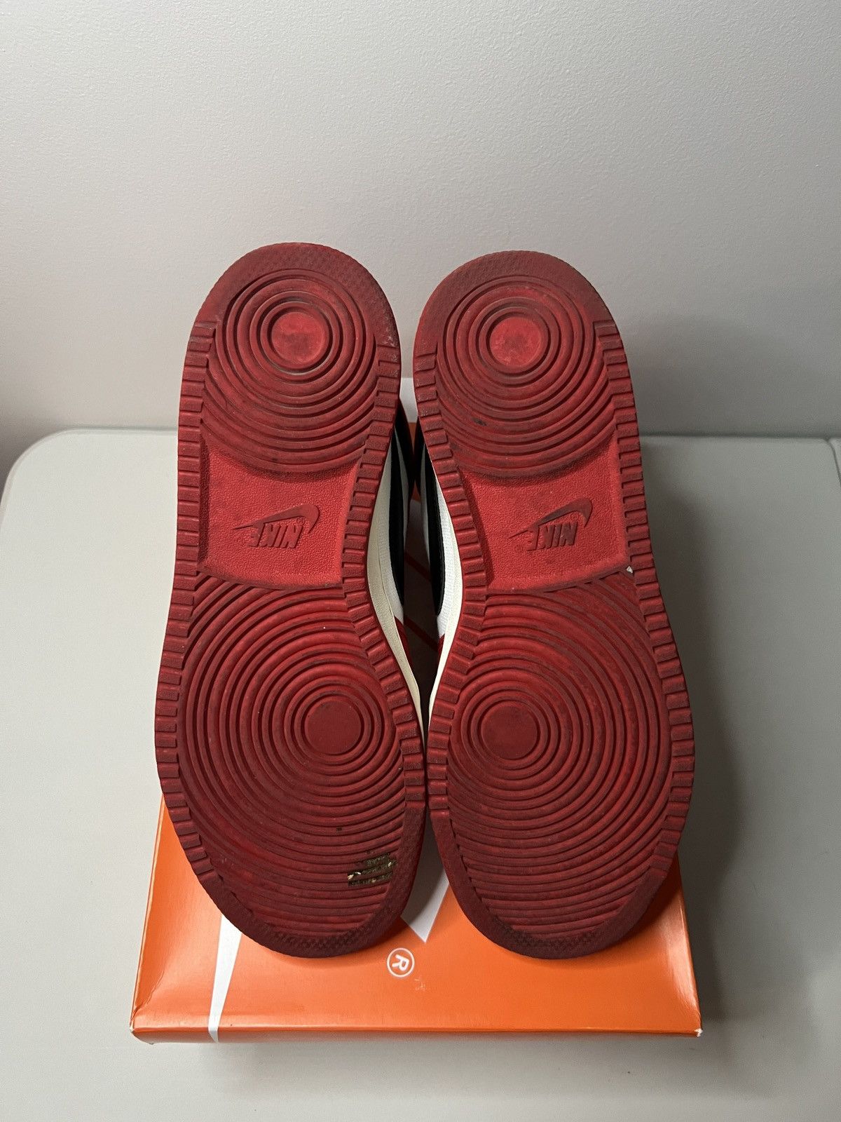 Jordan Brand Air Jordan 1 AJKO ‘Chicago’ Size US 9.5 / EU 42-43 - 5 Thumbnail